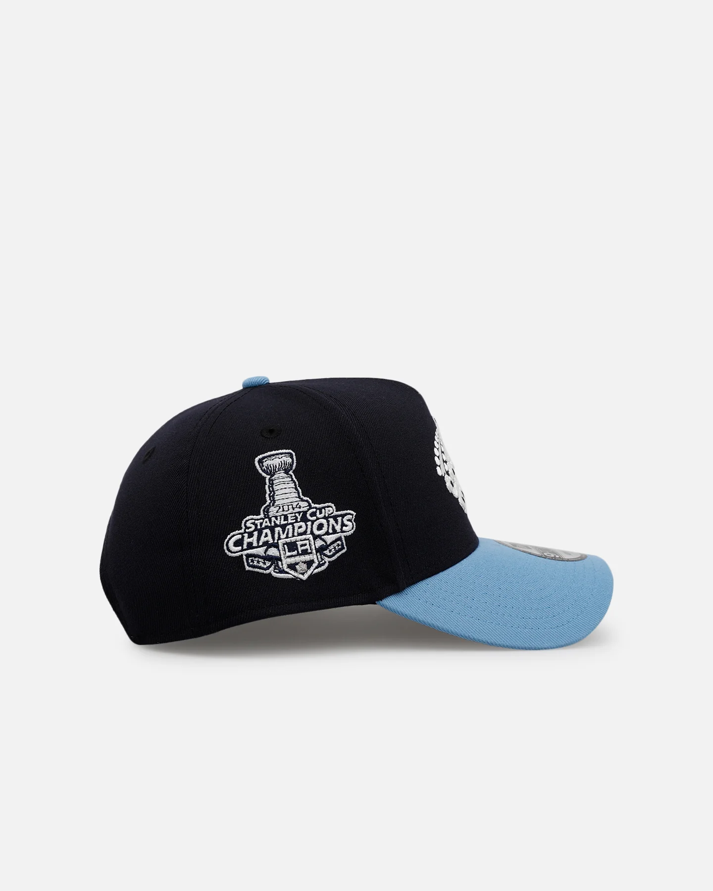 New Era Los Angeles Kings 'Ocean' 9FORTY A-Frame Snapback Navy/Sky Blue - Image 3