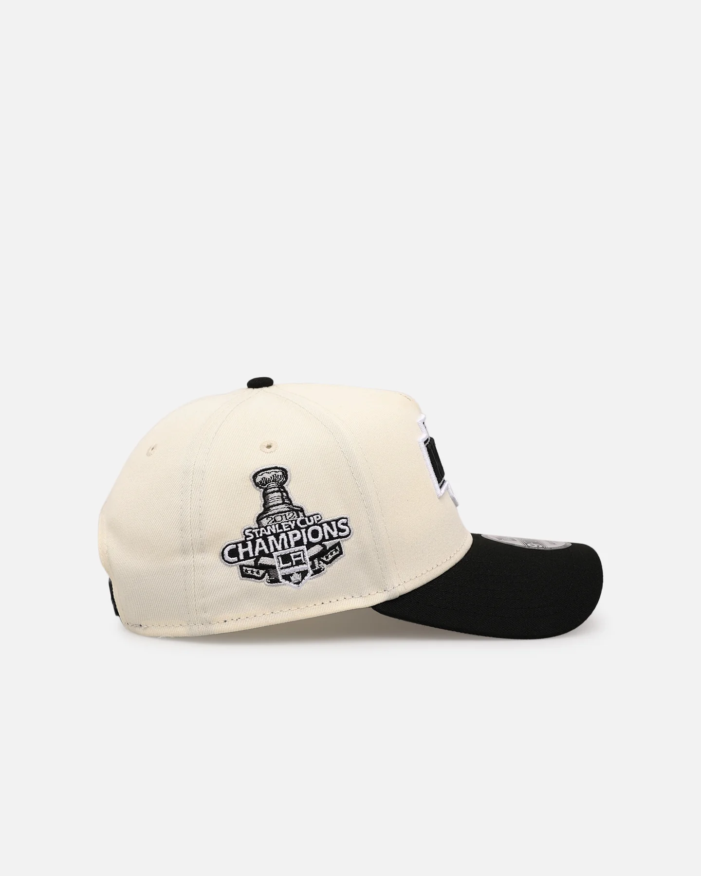 New Era Los Angeles Kings 'Team Color Visor' 9FORTY A-Frame Snapback Chrome/Official Team Color - Image 3