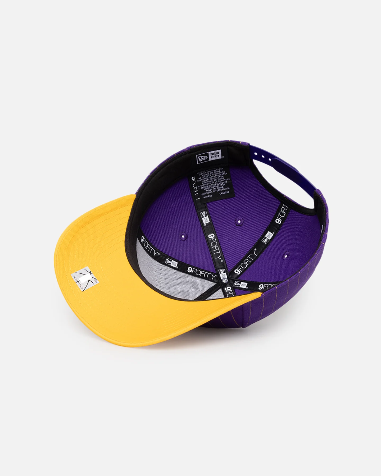 New Era Los Angeles Lakers '2-Tone Pinstripe' 9FORTY A-Frame Snapback Pinstripe - Image 6