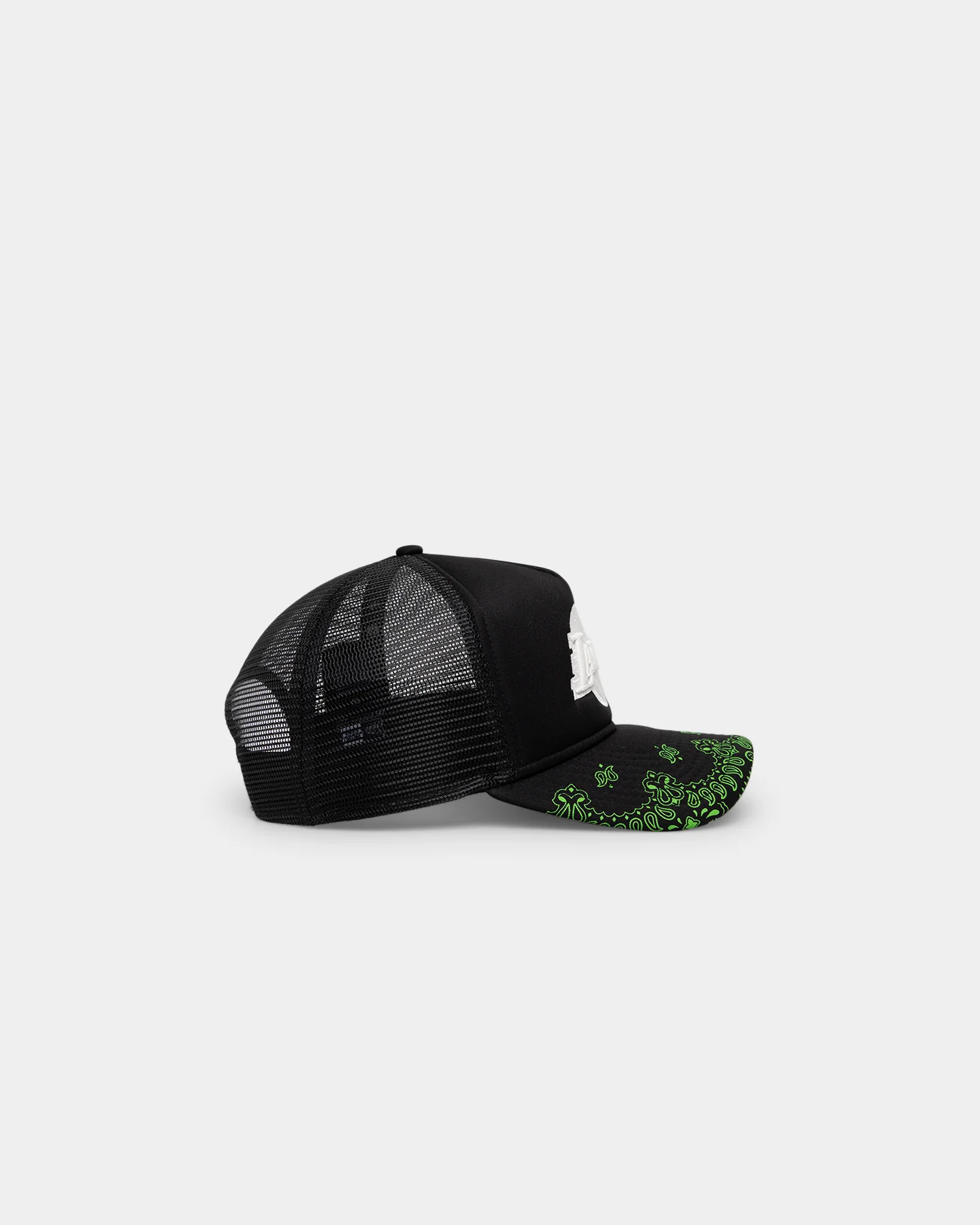 New Era Los Angeles Lakers 'Glow In The Dark' 9FORTY A-Frame Trucker Snapback Black/Neon Green - Image 4