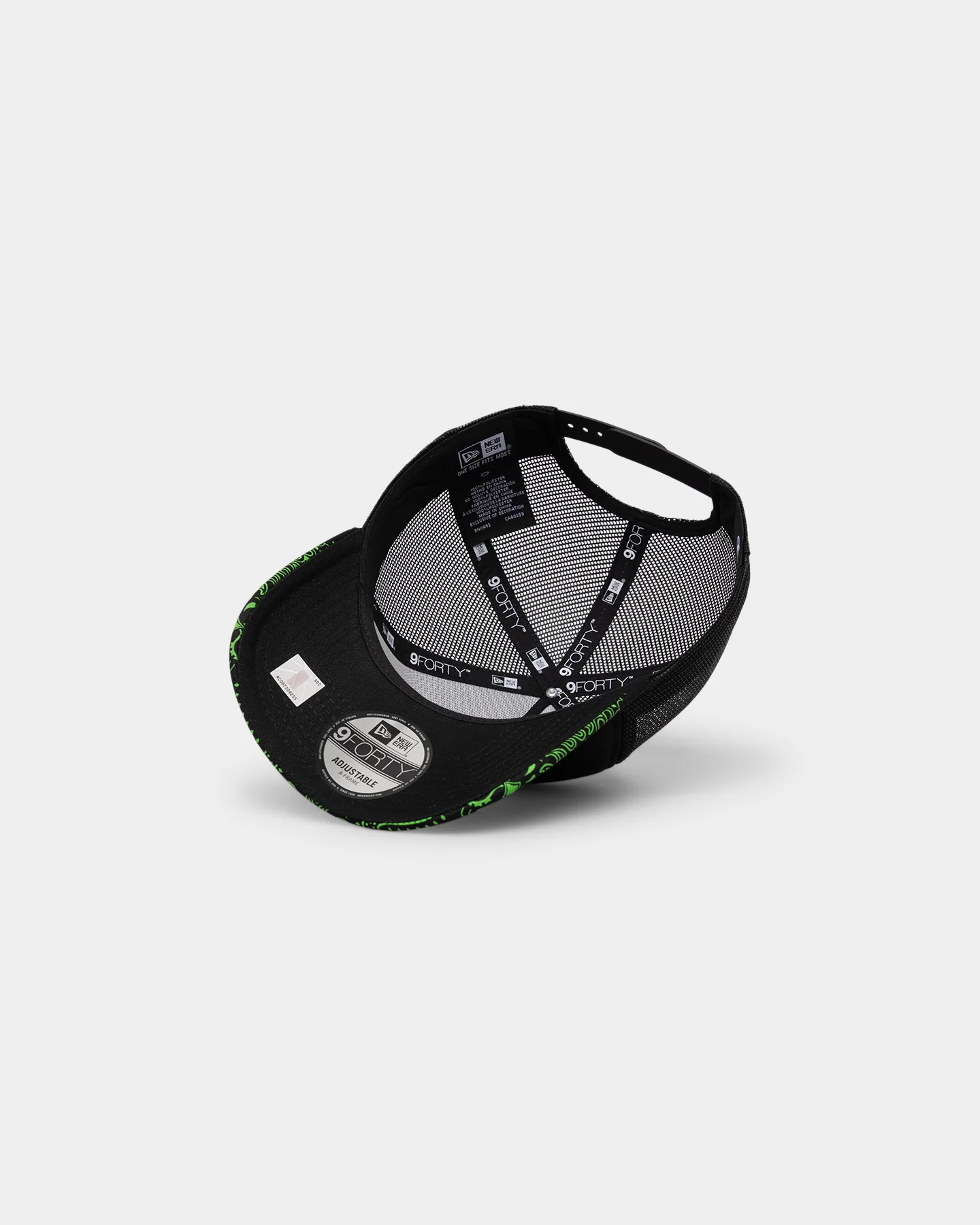 New Era Los Angeles Lakers 'Glow In The Dark' 9FORTY A-Frame Trucker Snapback Black/Neon Green - Image 7
