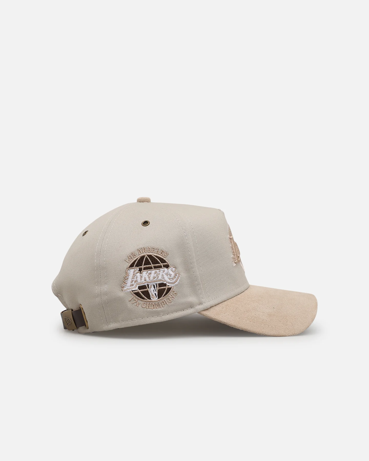 New Era Los Angeles Lakers 'Cream Suede' 9FORTY A-Frame Strapback Stone/Oatmilk - Image 2