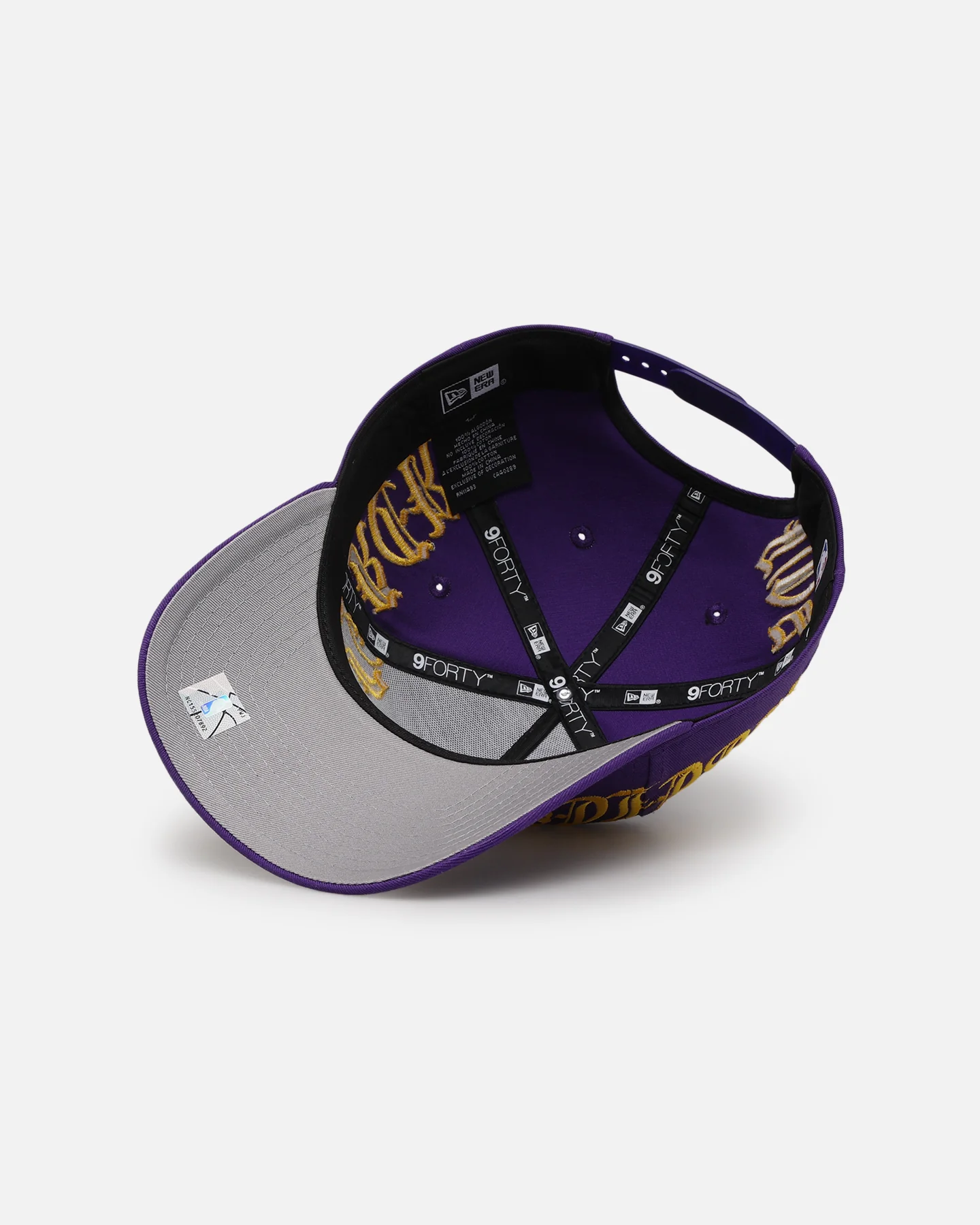 New Era Los Angeles Lakers 'Goth Script' 9FORTY A-Frame Snapback Purple/Gold - Image 6