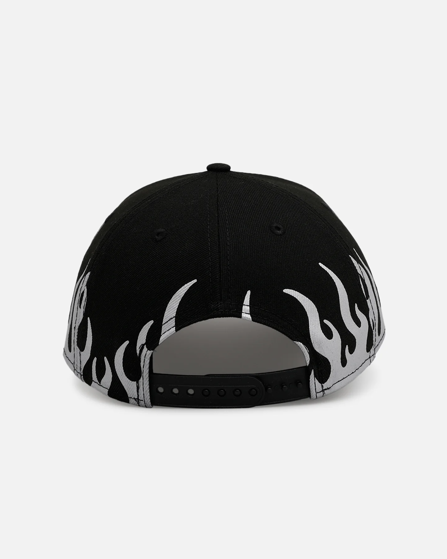 New Era Los Angeles Lakers 'Metallic Flames' 9FORTY A-Frame Snapback Black/Silver - Image 2