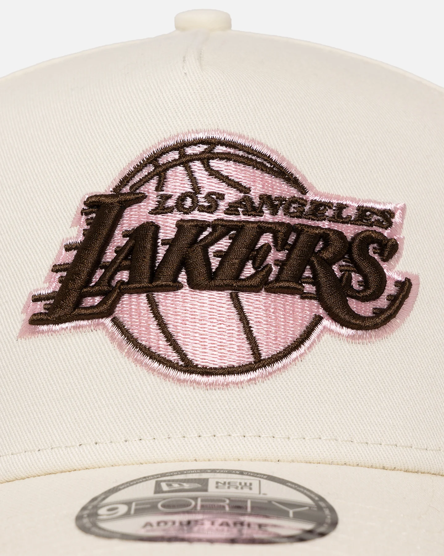 New Era Los Angeles Lakers 'Neapolitan Chrome' 9FORTY A-Frame Snapback Chrome/Pink Met - Image 5
