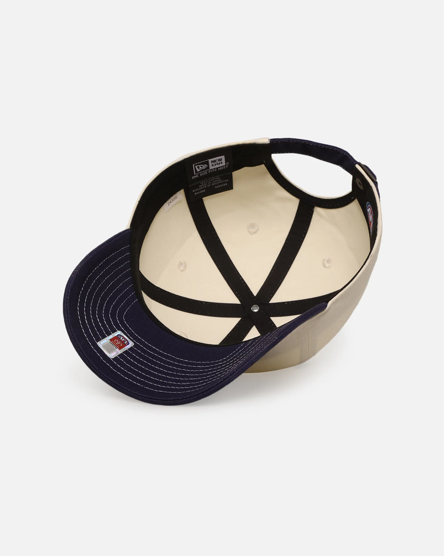 New Era Melbourne Demons 'AFL 2025 2 Tone' Casual Classic Strapback Chrome White - Image 6