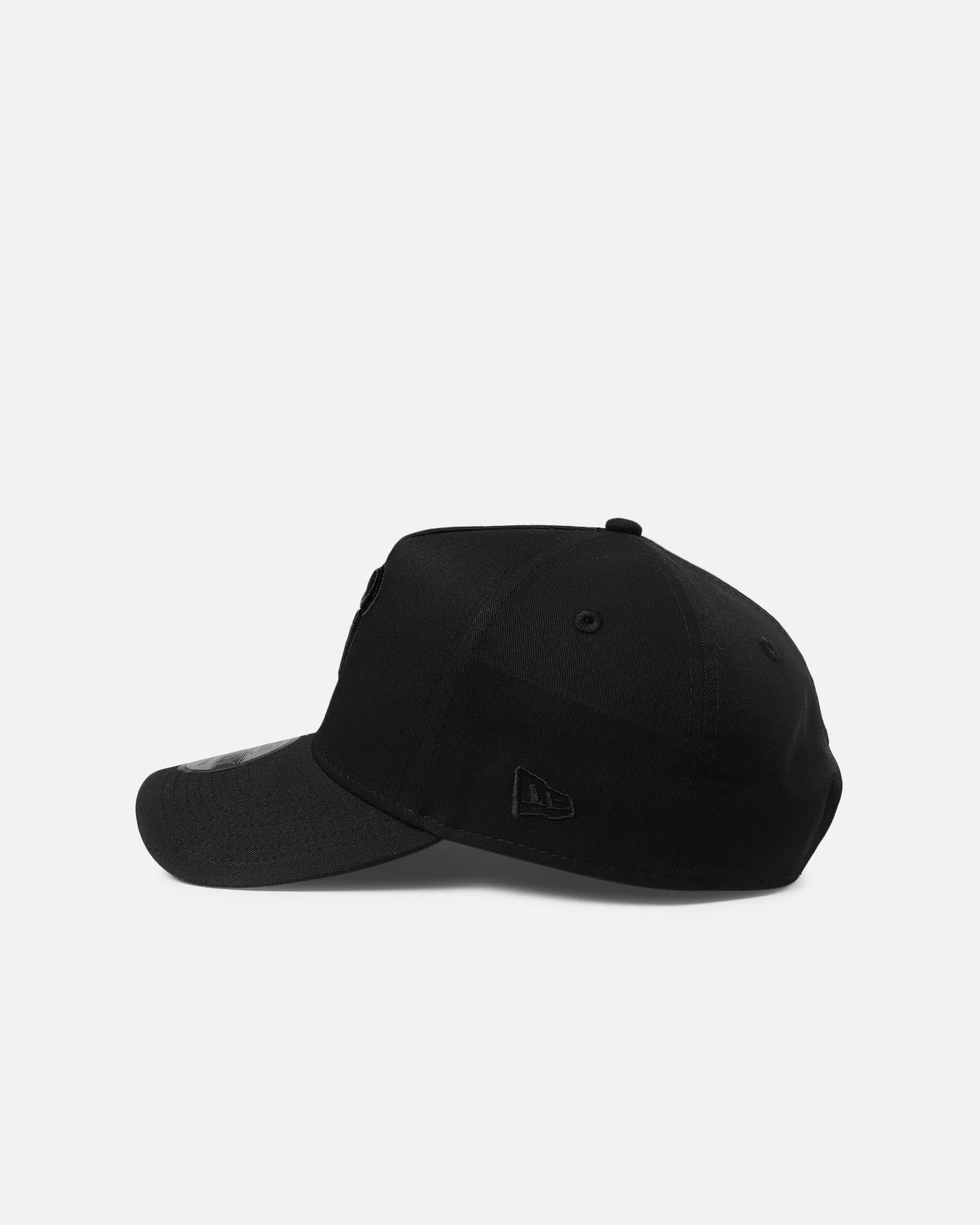 New Era Memphis Grizzlies 'NBA Black On Black' 9FORTY A-Frame Snapback Black - Image 5