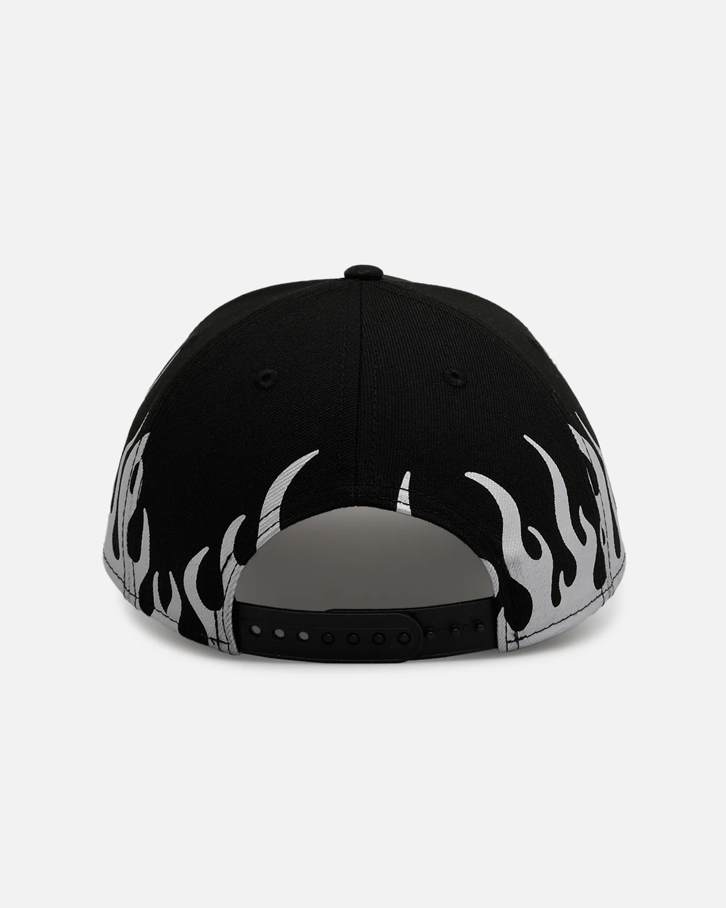 New Era Mexico National Baseball Team 'Metallic Flames' 9FORTY A-Frame Snapback Black/Silver - Image 2