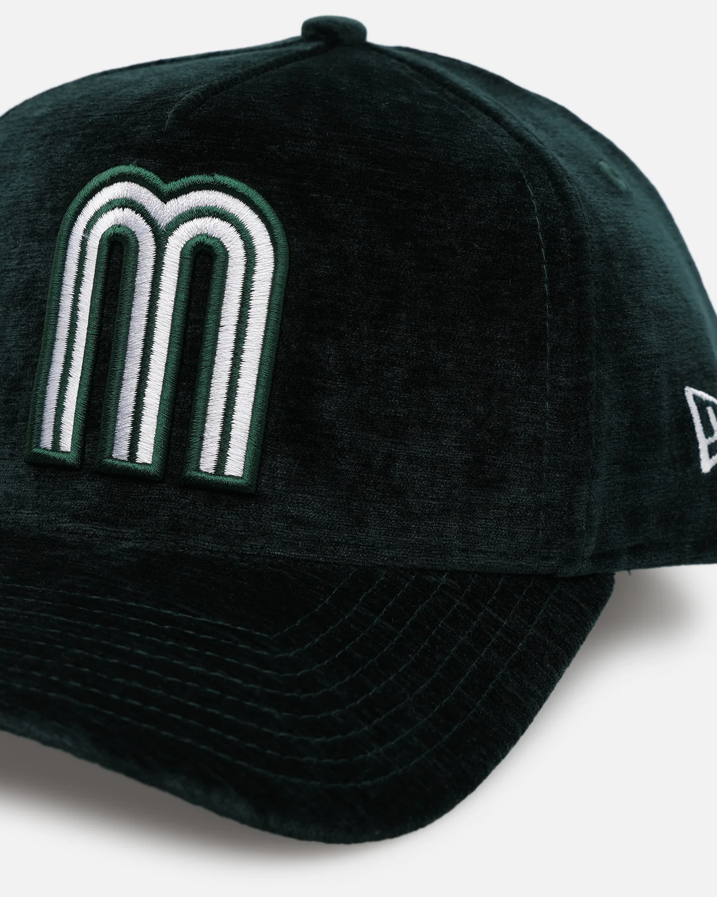 New Era Mexico National Baseball Team 'Plush Chenille' 9FORTY A-Frame Snapback Dark Green - Image 2