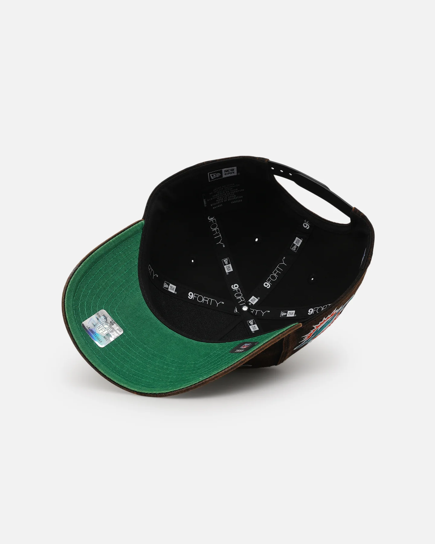 New Era Miami Dolphins 'Black Washed Official Team Color' 9FORTY A-Frame Snapback Washed Black - Image 6