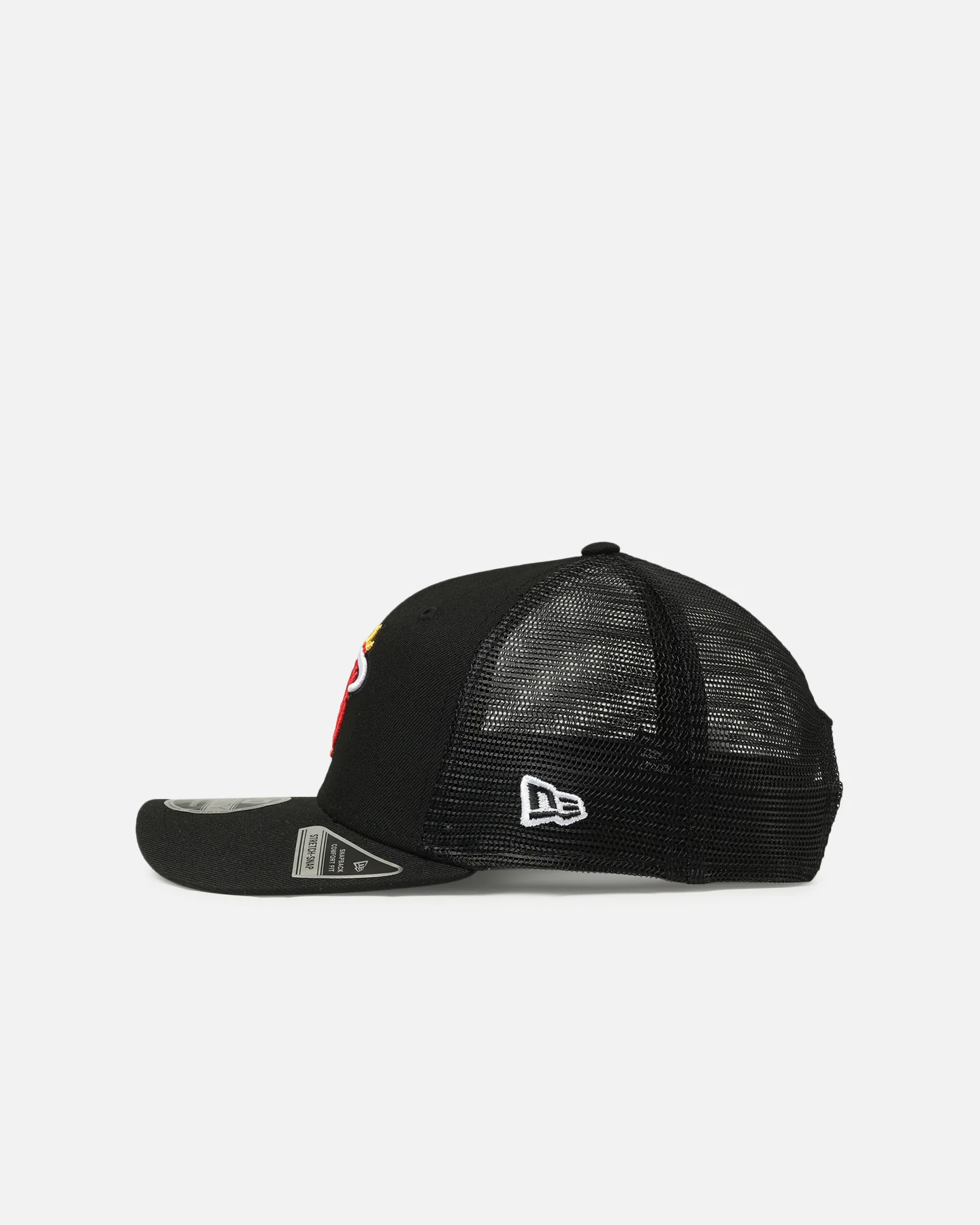 New Era Miami Heat 'HWC' 9SEVENTY Trucker Stretch Snapback Black - Image 4