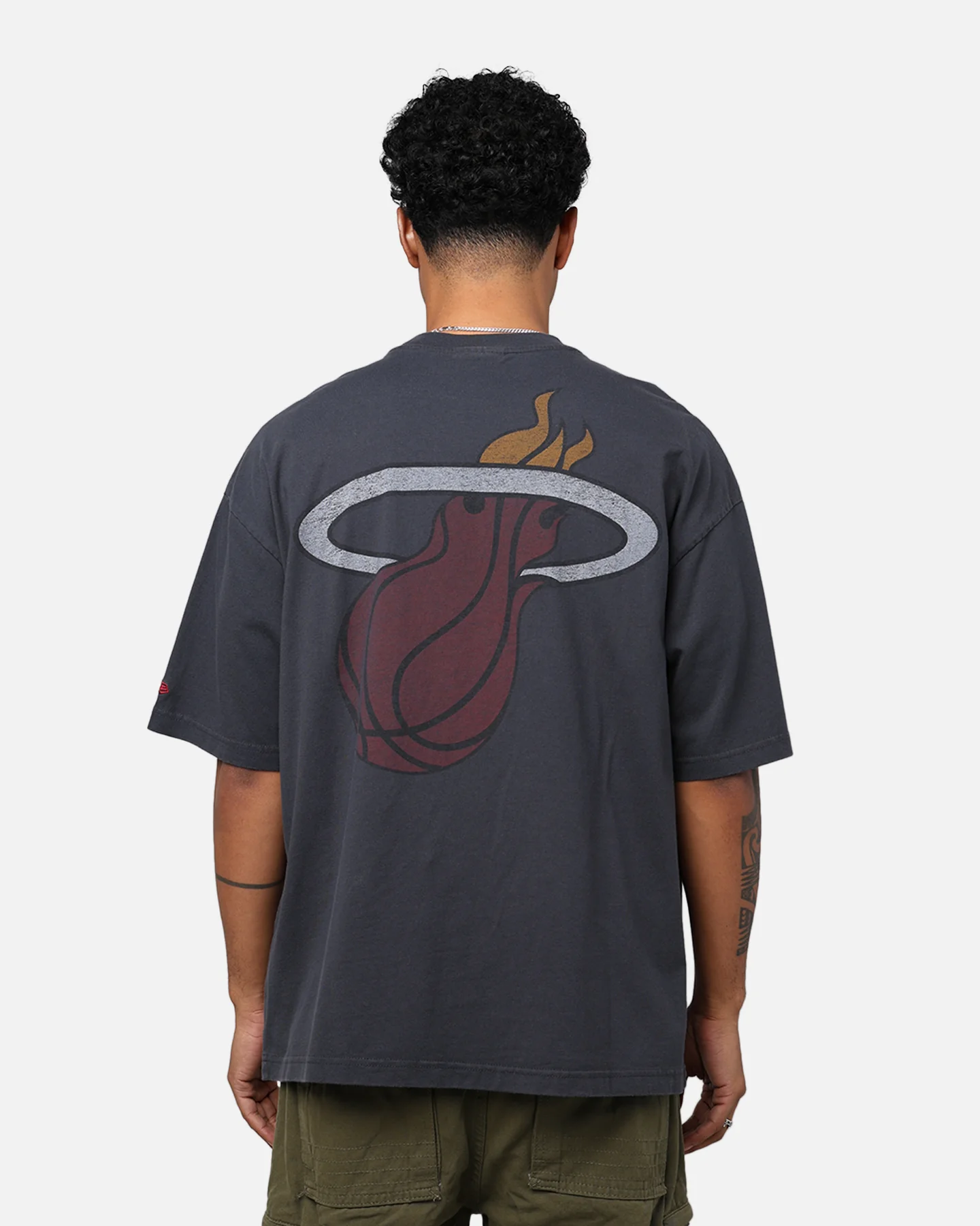New Era Miami Heat Oversized T-Shirt Black - Image 5