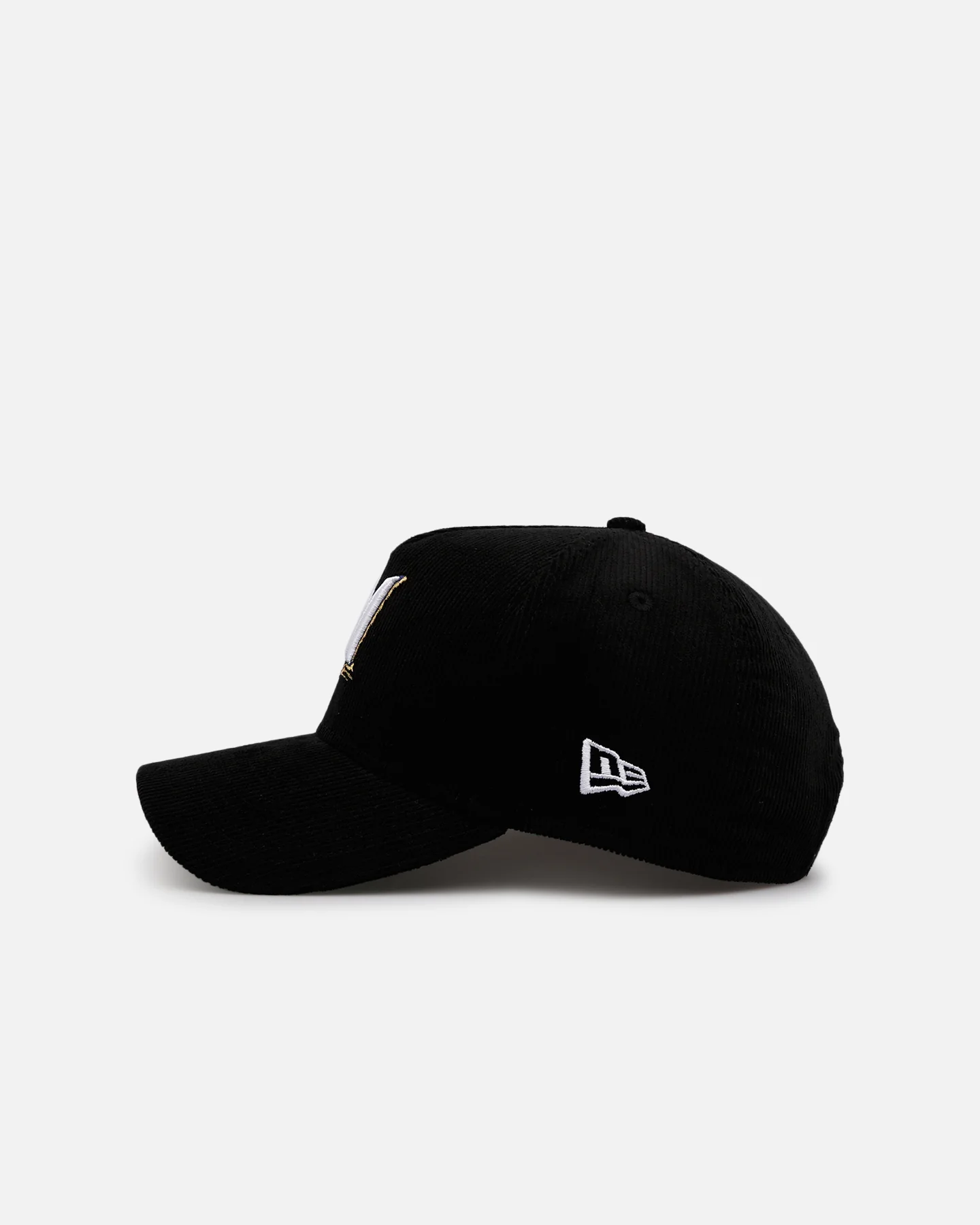 New Era Milwaukee Brewers 'Black Cord' 9FORTY A-Frame Corduroy Snapback Black - Image 5