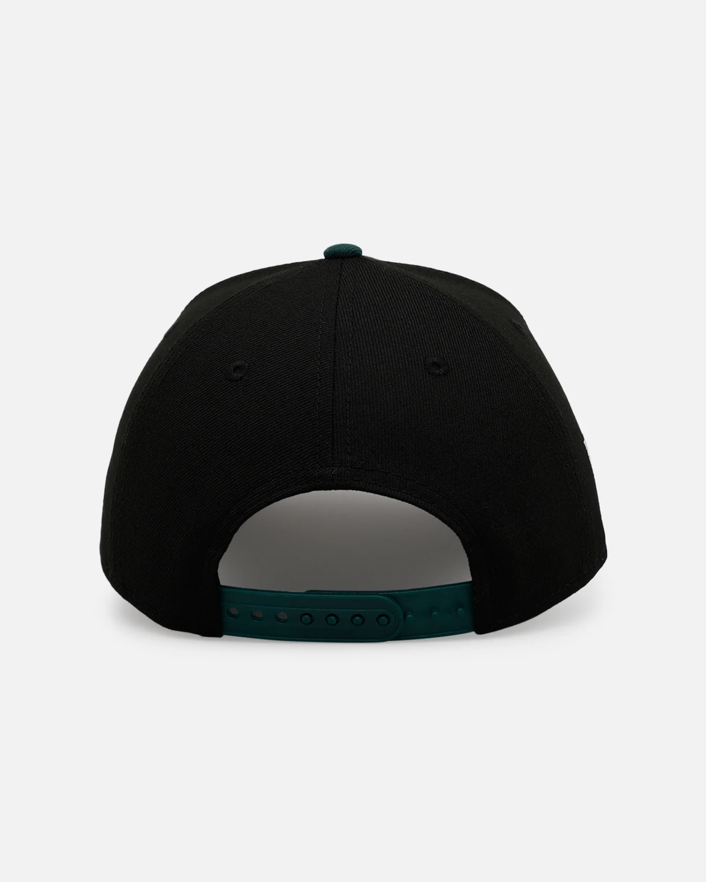 New Era Milwaukee Brewers 'Mexican Independence Day 2.0' 9FORTY A-Frame Snapback Black/Green - Image 2
