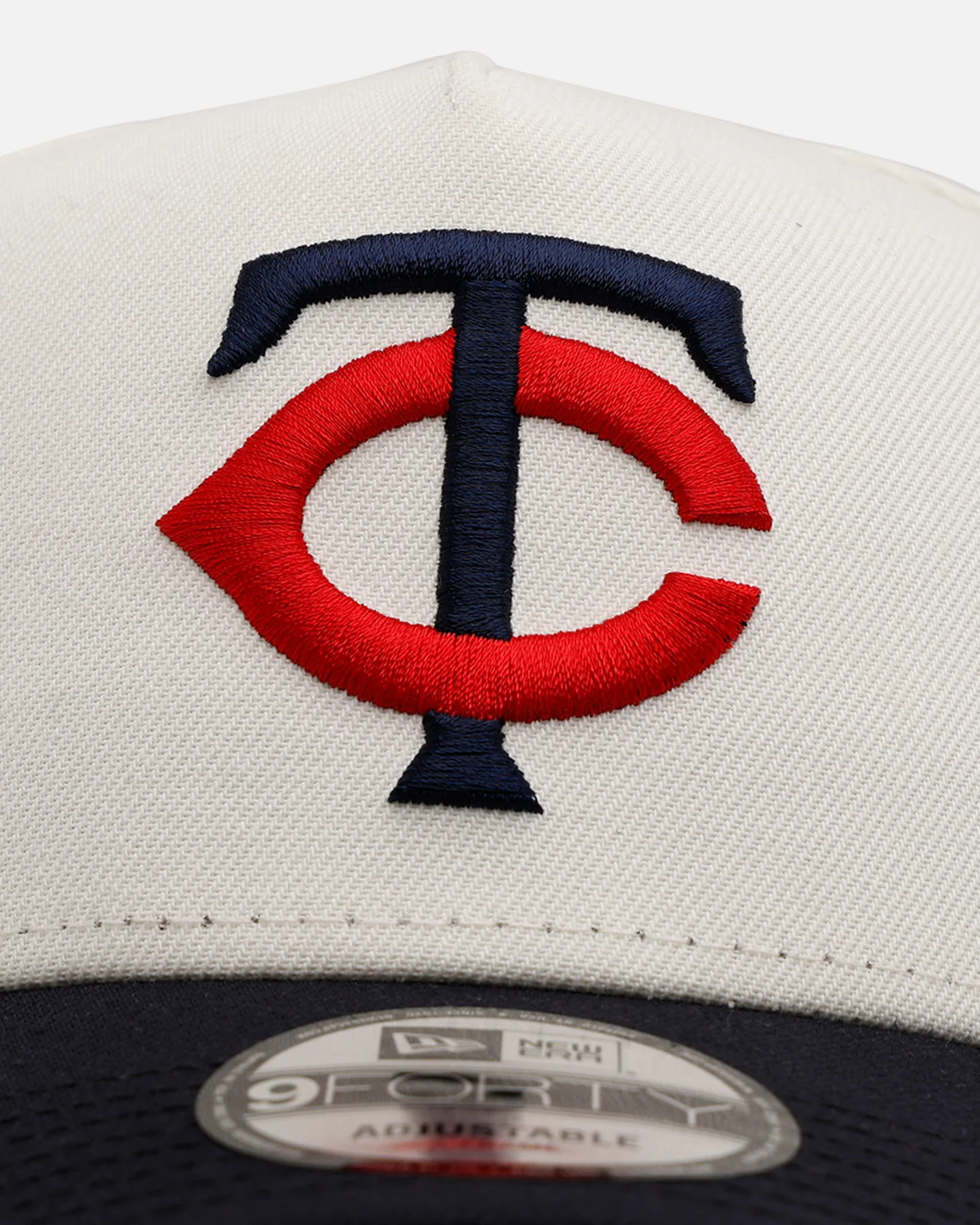 New Era Minnesota Twins 'Team Color Visor' 9FORTY A-Frame Snapback Chrome/Official Team Color - Image 5