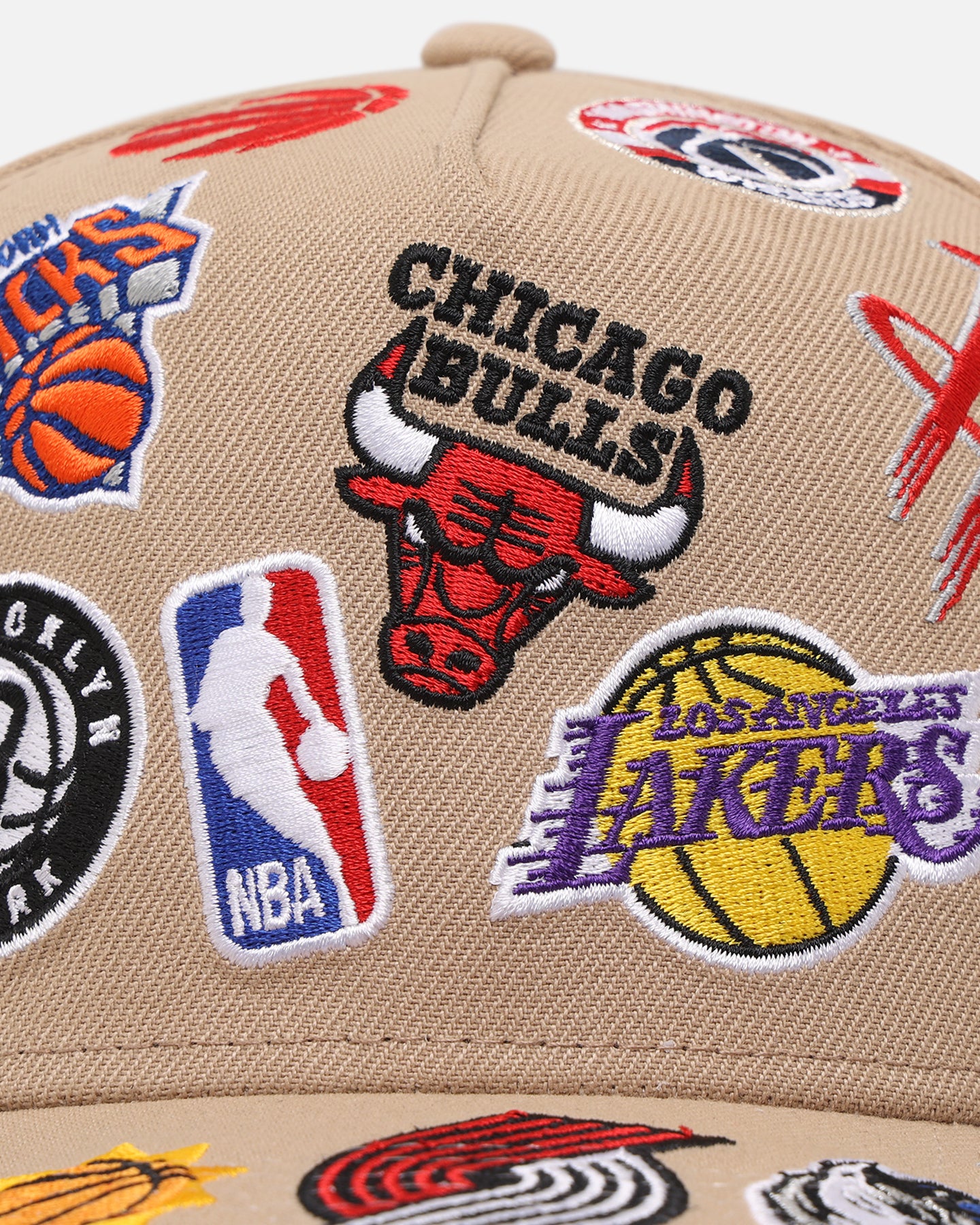 New Era NBA 'All Over Leagues' 9FORTY A-Frame Snapback Camel - Image 5