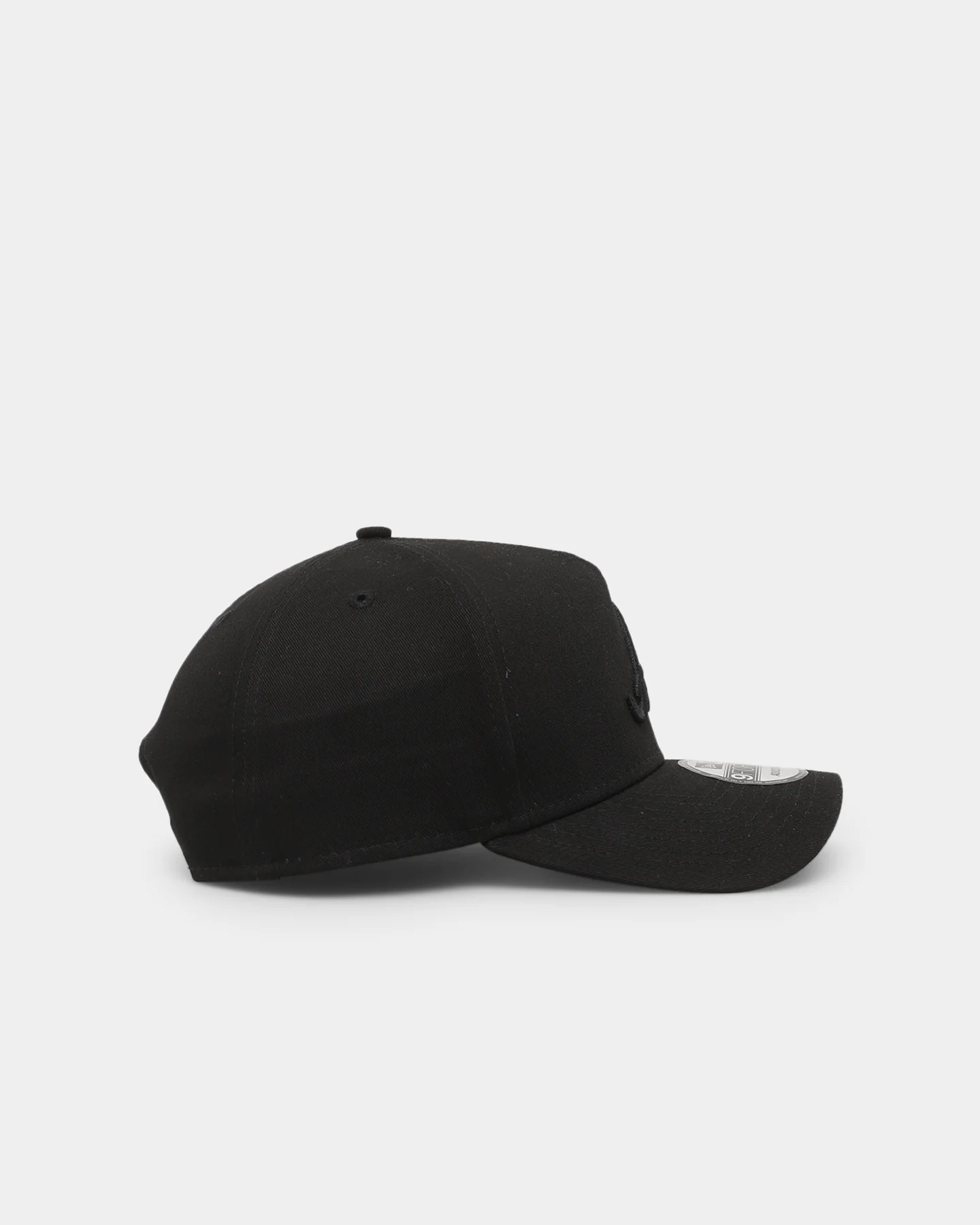 New Era Atlanta Braves 9FORTY A-Frame Snapback Black/Black - Image 3