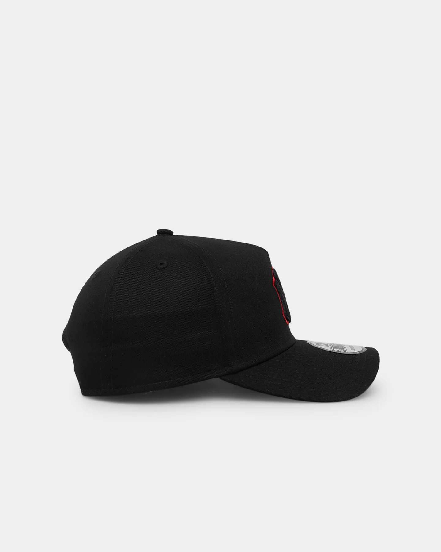 New Era New York Yankees 9FORTY A-Frame Snapback Black/Scarlet - Image 3