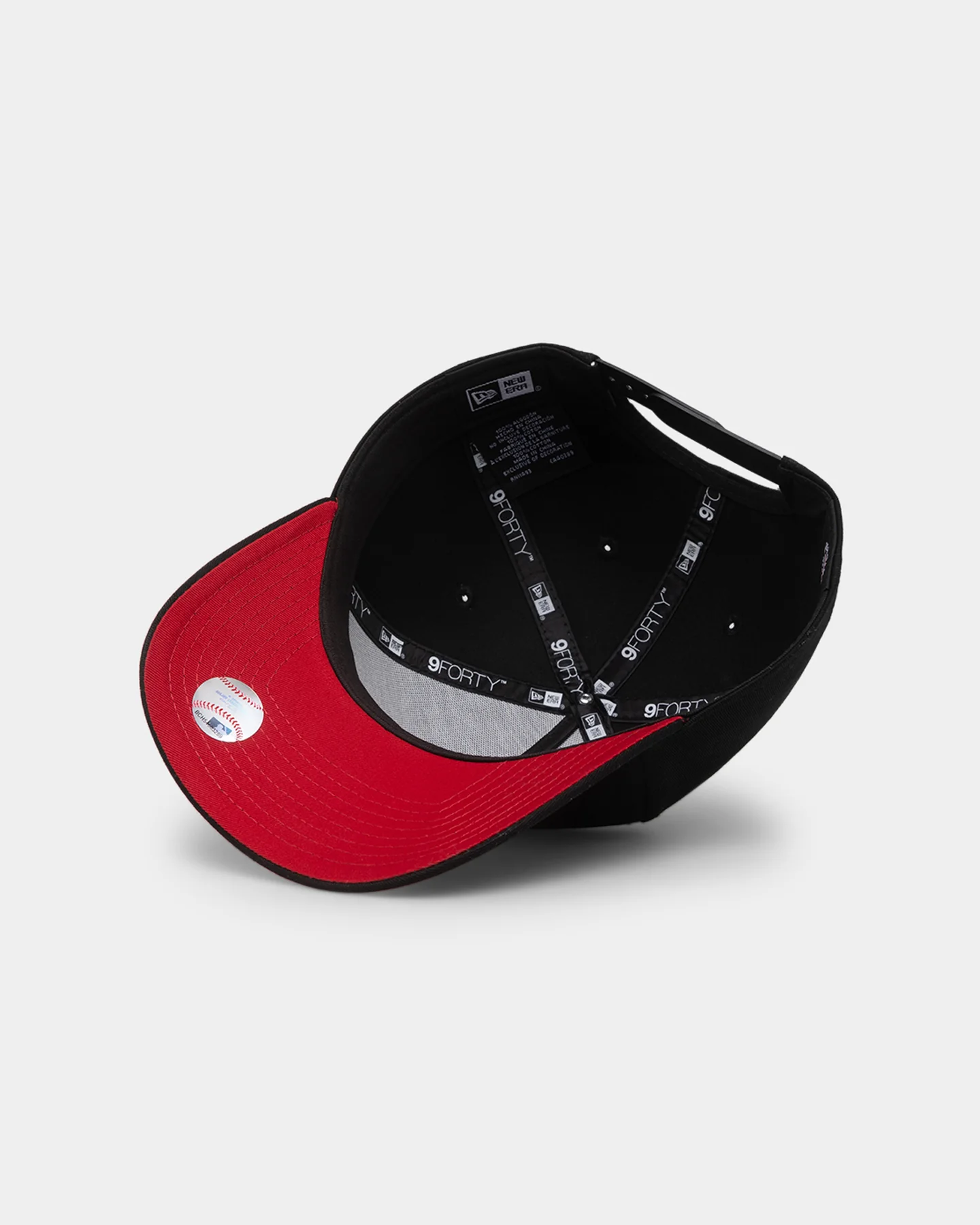 New Era New York Yankees 9FORTY A-Frame Snapback Black/Scarlet - Image 6