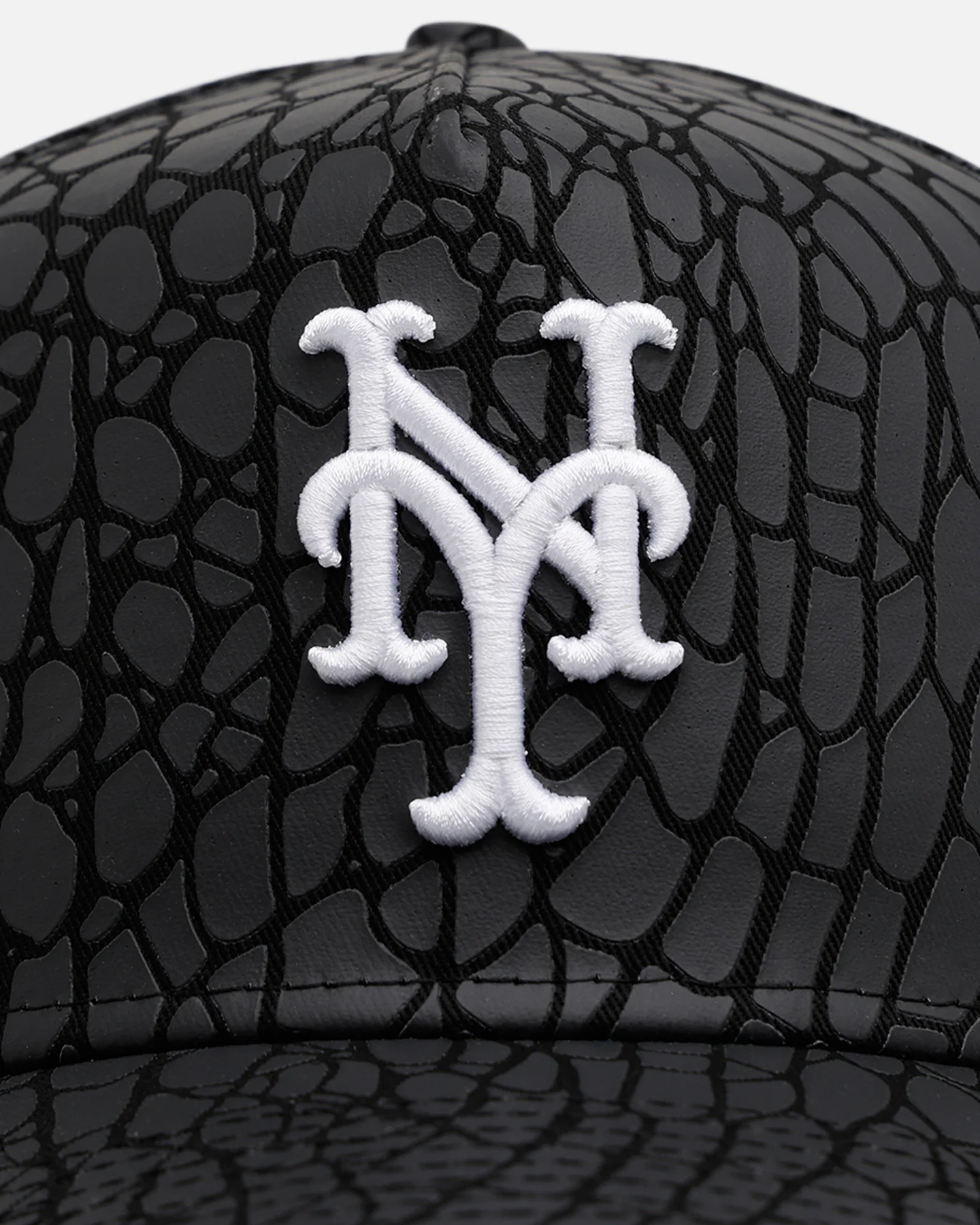 New Era New York Mets 'Croc Skin' 9FORTY A-Frame Snapback Black - Image 5