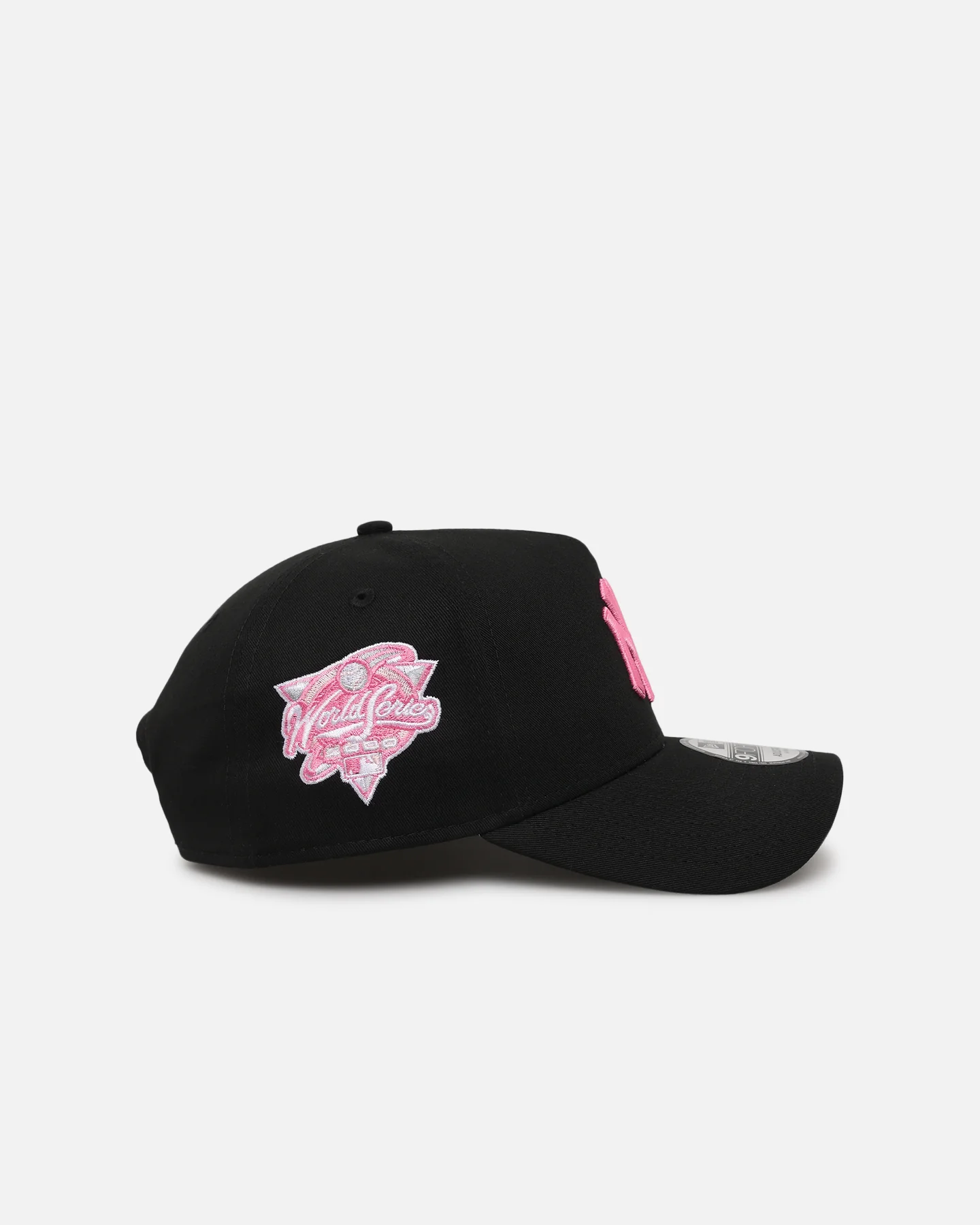 New Era New York Yankees 'Black Pink' 9FORTY A-Frame Snapback Black/Pink - Image 3