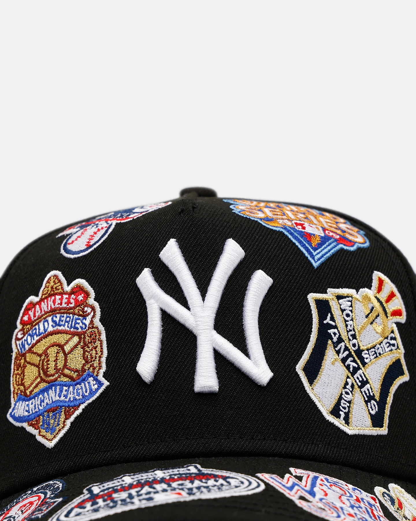 New Era New York Yankees 'All Over Embroidery' 9FORTY A-Frame Snapback Black - Image 5