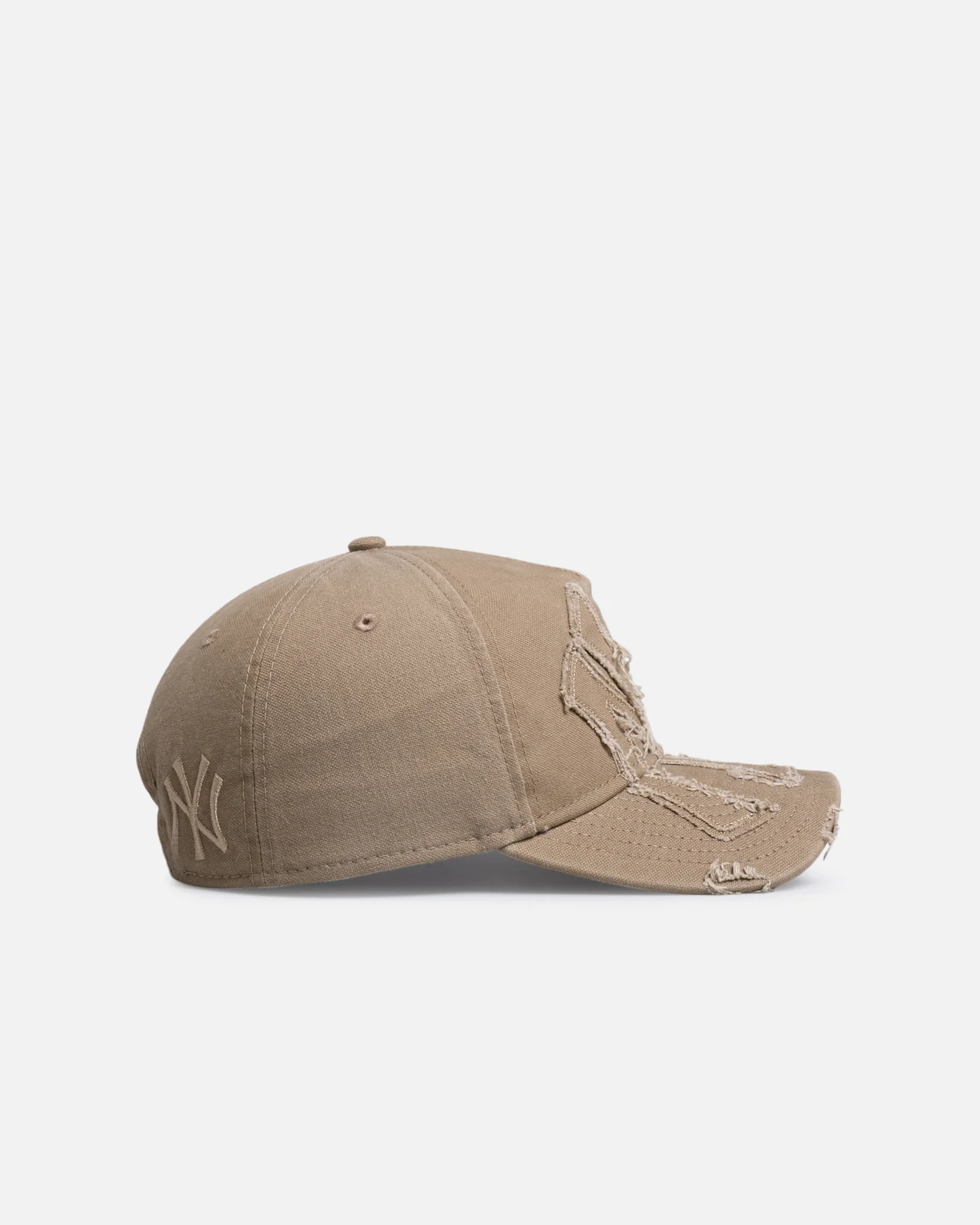 New Era New York Yankees 'Applique Distressed' 9FORTY A-Frame Snapback Beige/Khaki - Image 3