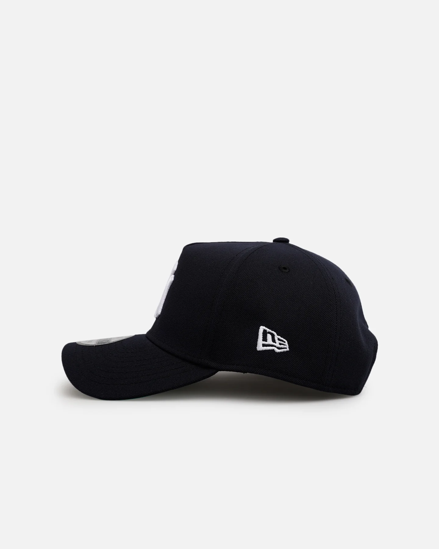 New Era New York Yankees 'Area Codes' 9FORTY A-Frame Snapback Navy - Image 4