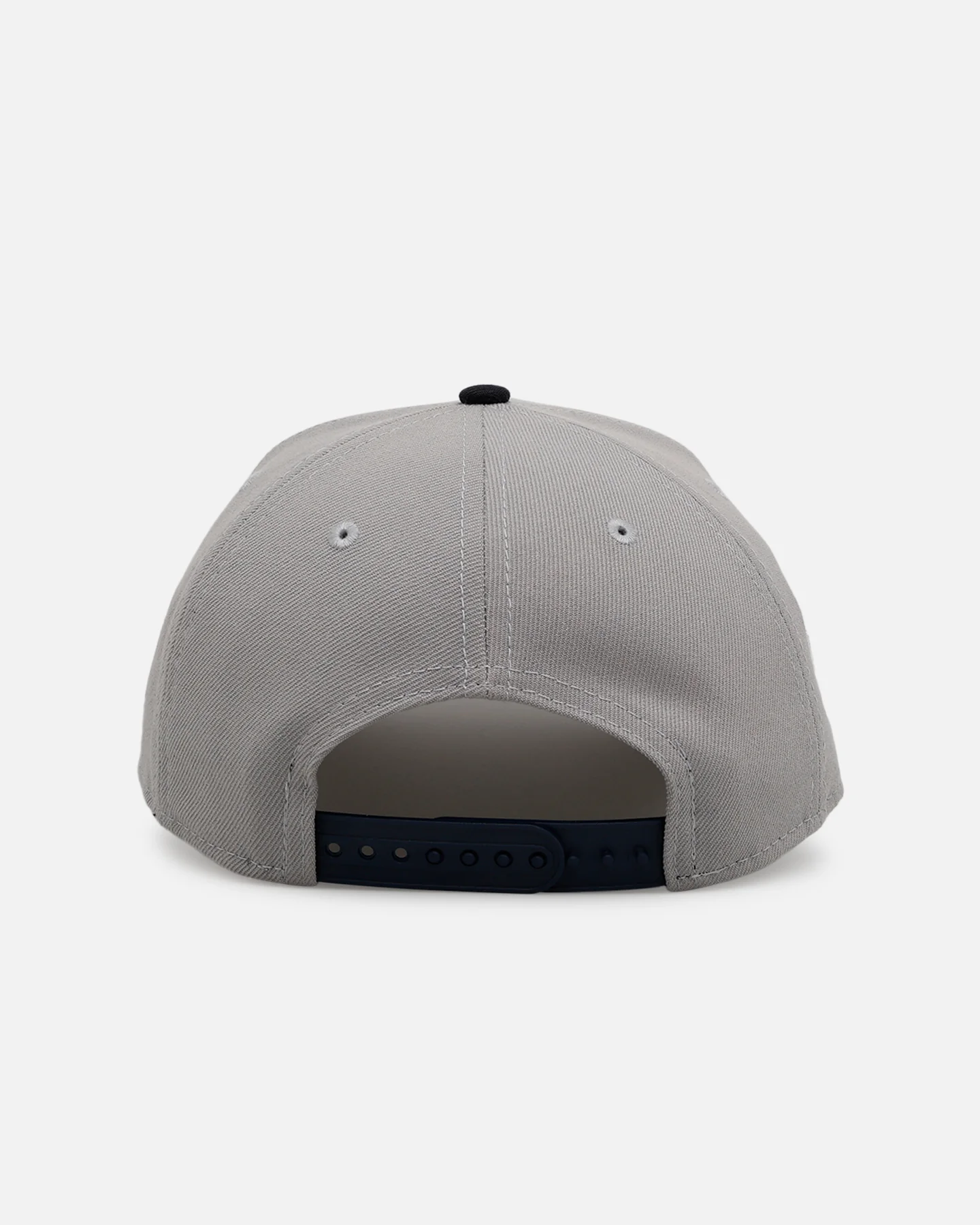 New Era New York Yankees 'Away Greys' 9FORTY A-Frame Snapback Grey - Image 2
