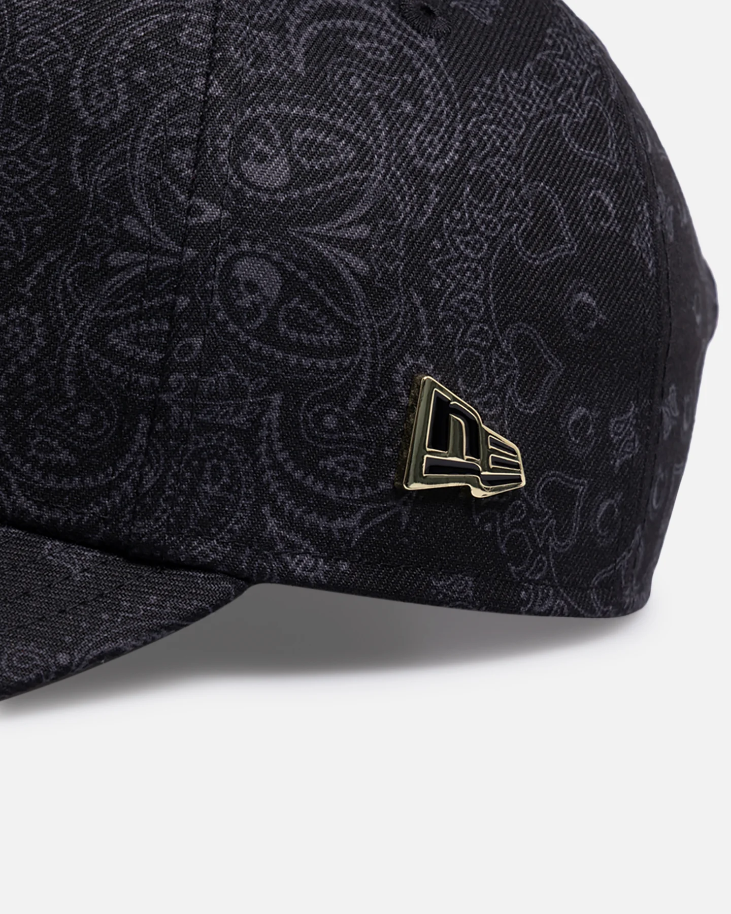 New Era New York Yankees 'Black Tonal' 9FORTY A-Frame Snapback Black - Image 7