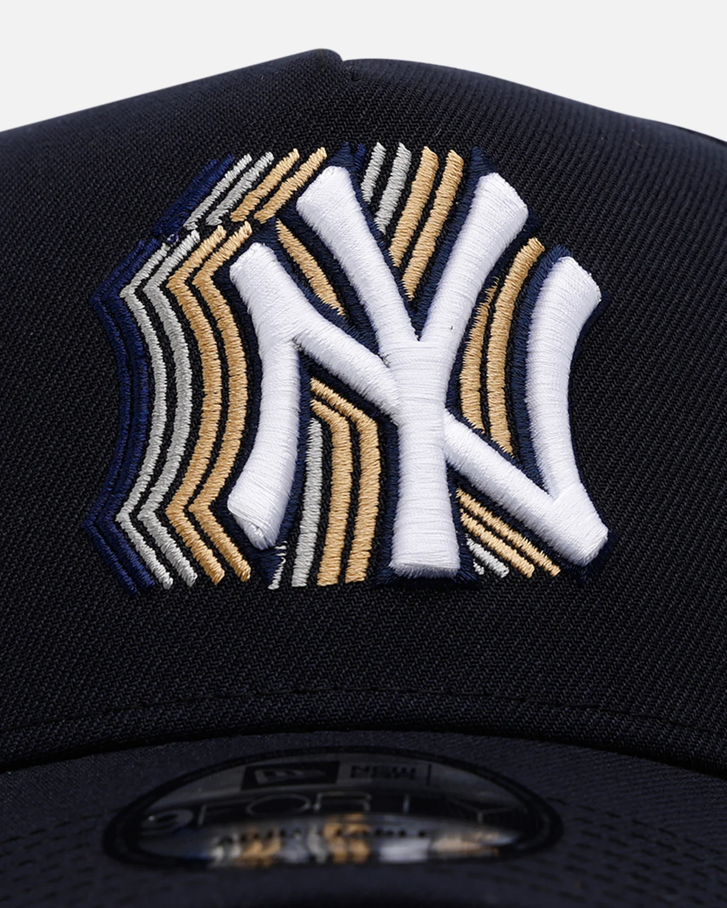 New Era New York Yankees 'Cascade' 9FORTY A-Frame Snapback Navy - Image 5