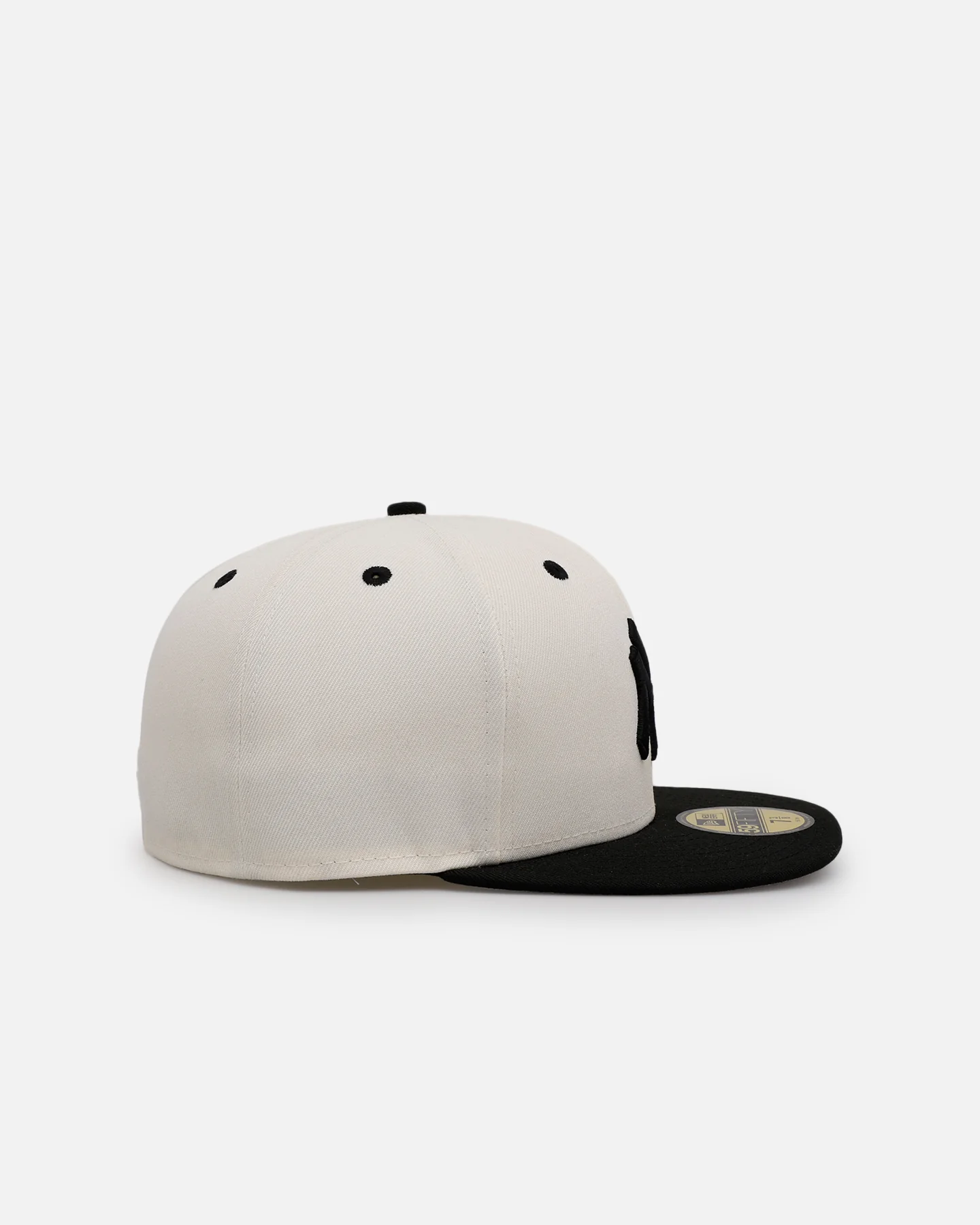 New Era New York Yankees 'Chrome Black Roses' 59FIFTY Fitted Chrome/Black - Image 3