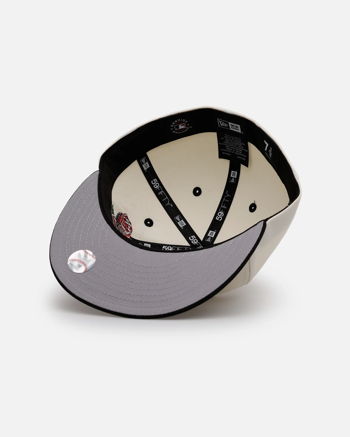 New Era New York Yankees 'Chrome Black Roses' 59FIFTY Fitted Chrome/Black - Image 6