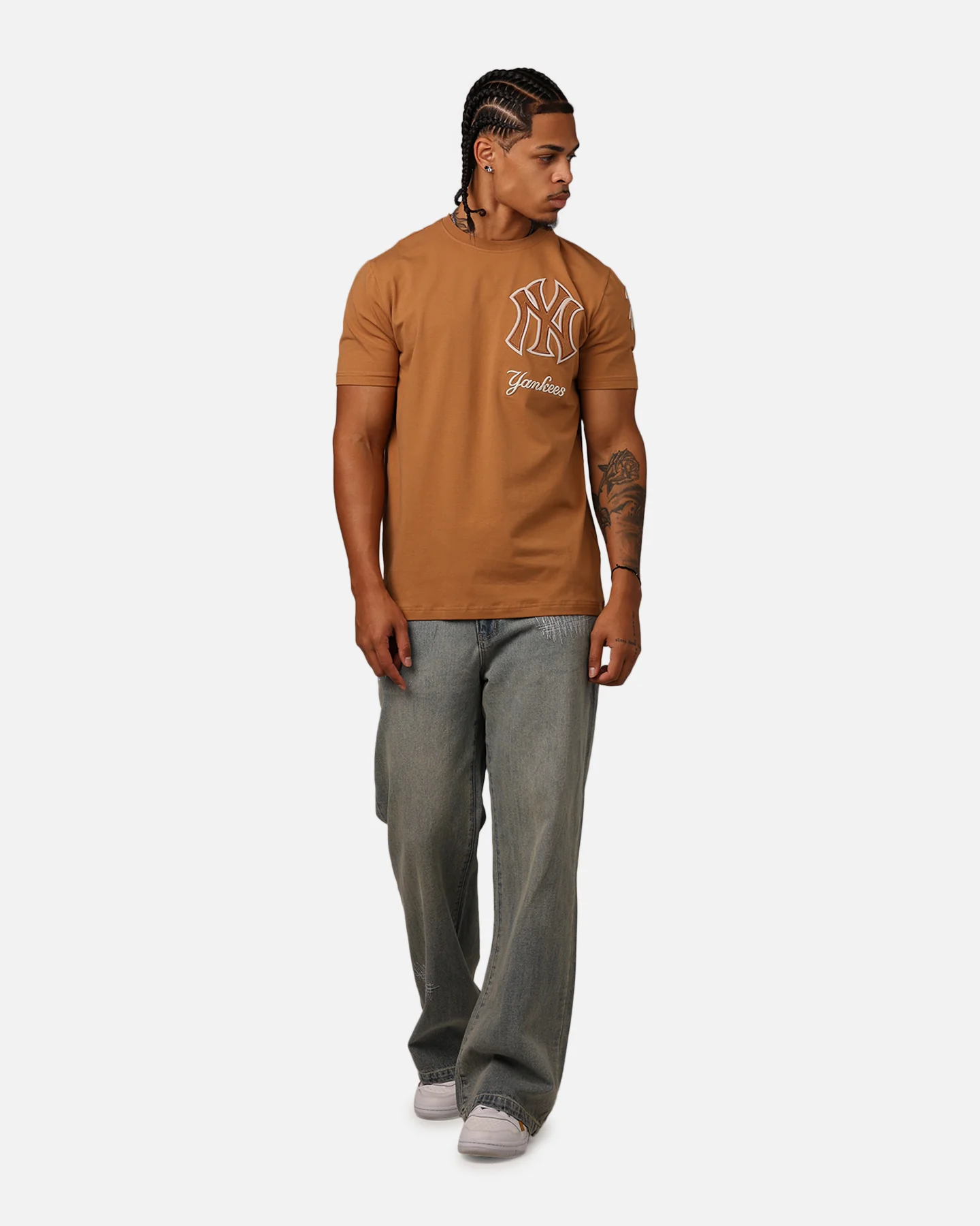 New Era New York Yankees Cord T-Shirt Medium Beige - Image 3