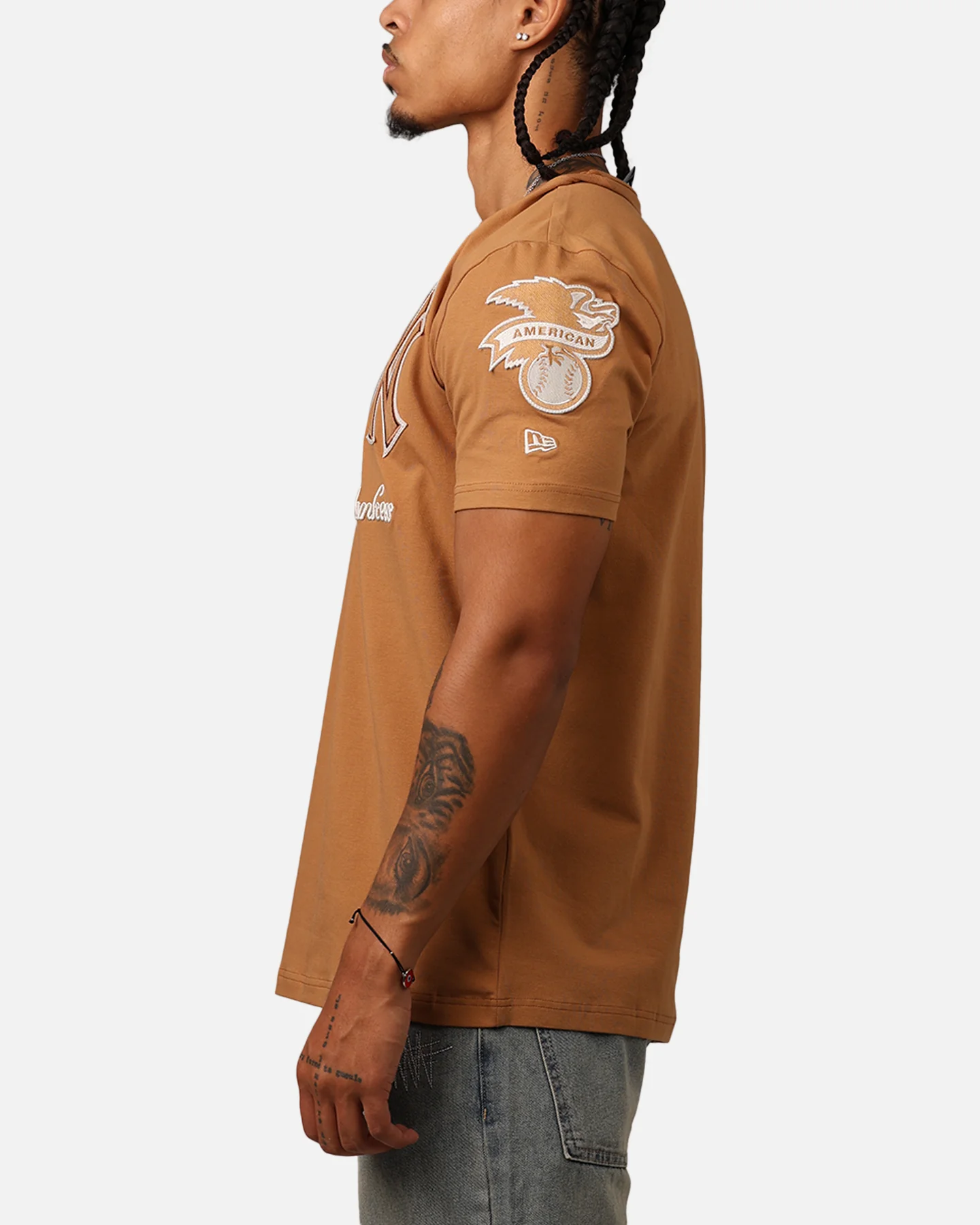 New Era New York Yankees Cord T-Shirt Medium Beige - Image 5
