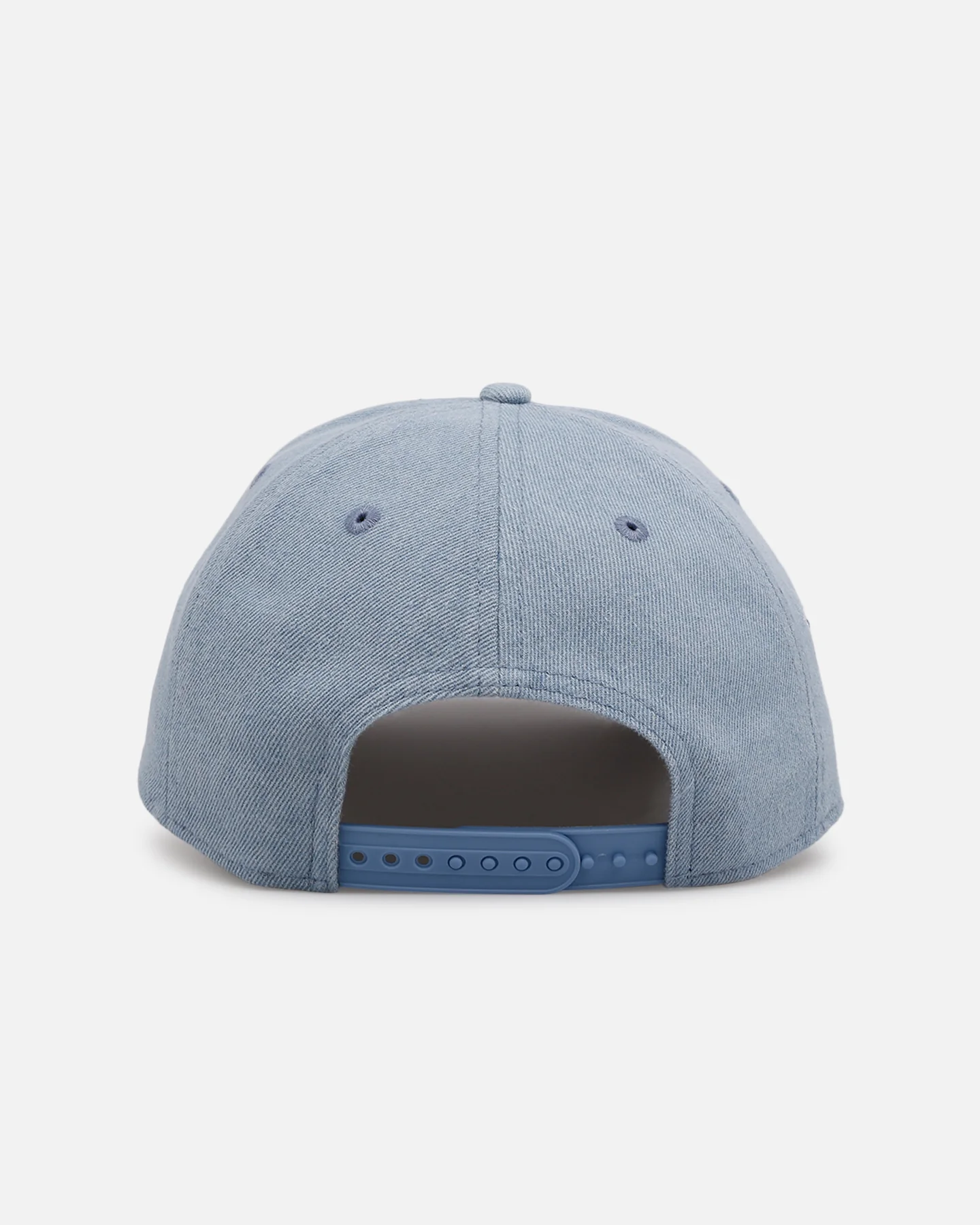New Era New York Yankees 'Distressed Denim' 9FORTY A-Frame Snapback Light Wash Denim - Image 2