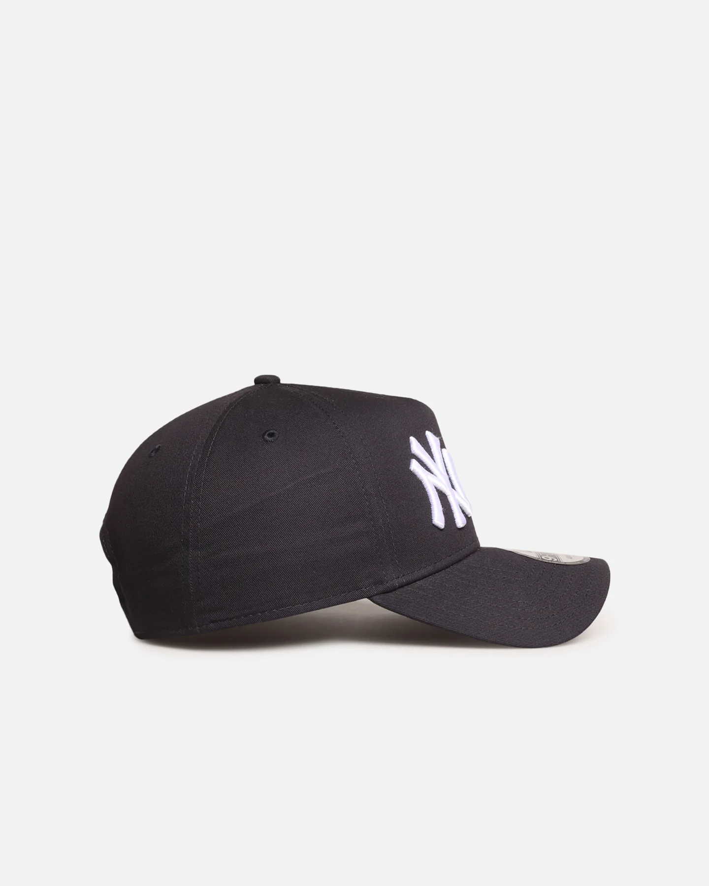 New Era New York Yankees 'Double Logo' 9FORTY A-Frame Snapback Official Team Colour - Image 3