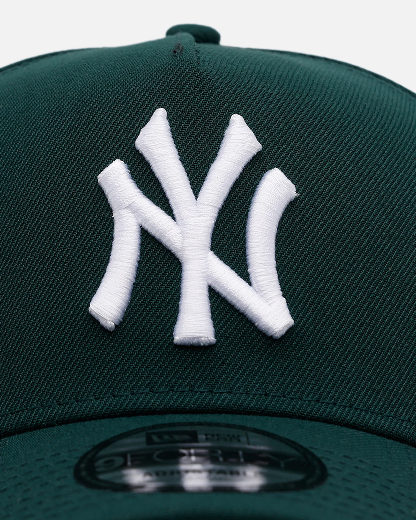 New Era New York Yankees 'Evergreen' 9FORTY A-Frame Snapback Dark Green - Image 5