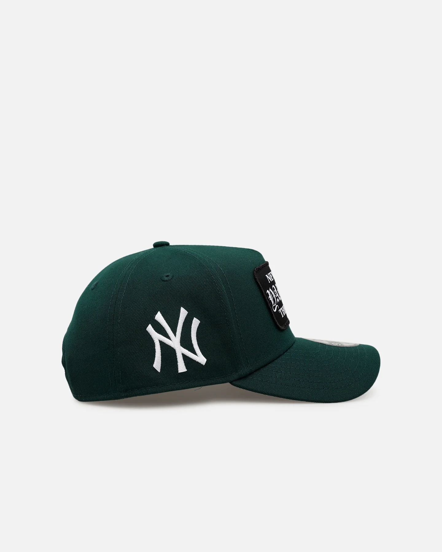 New Era New York Yankees 'Gothic Patch' 9FORTY A-Frame Snapback Green - Image 3