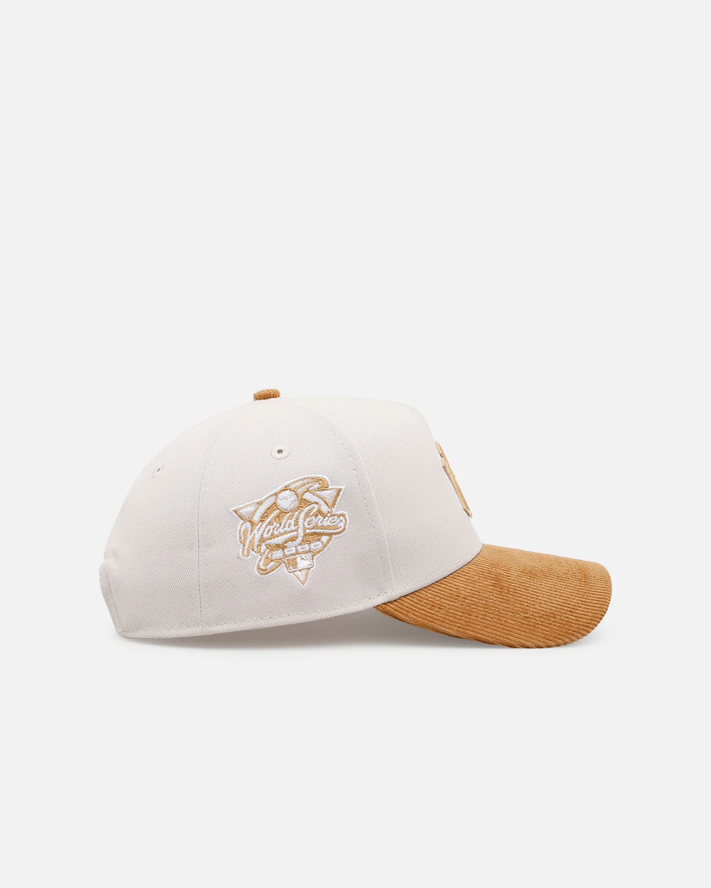New Era New York Yankees 'Honey Pot' 9FORTY A-Frame Snapback Stone/Wheat - Image 3