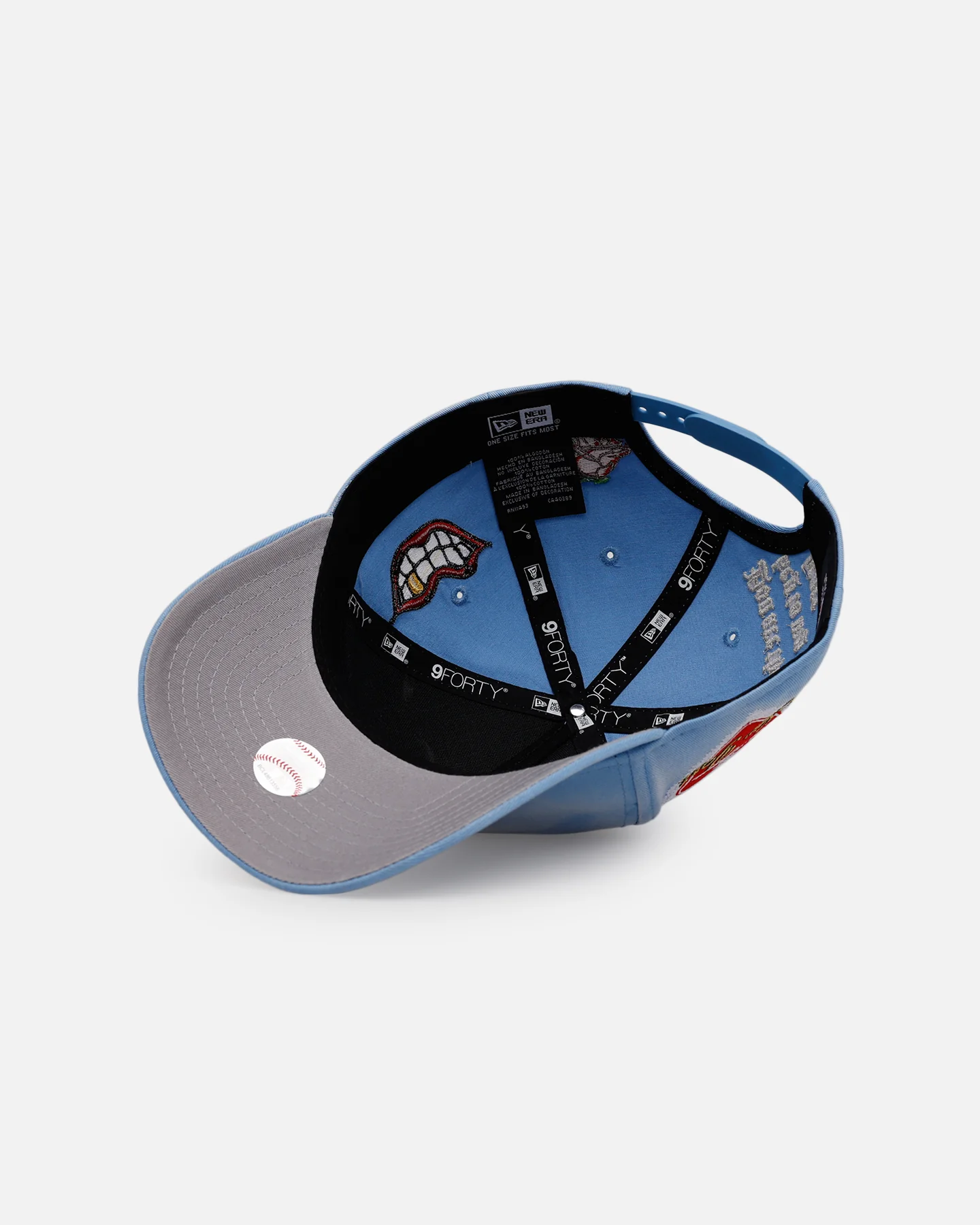 New Era New York Yankees 'Hopeless Romantic' 9FORTY A-Frame Snapback Sky Blue - Image 6