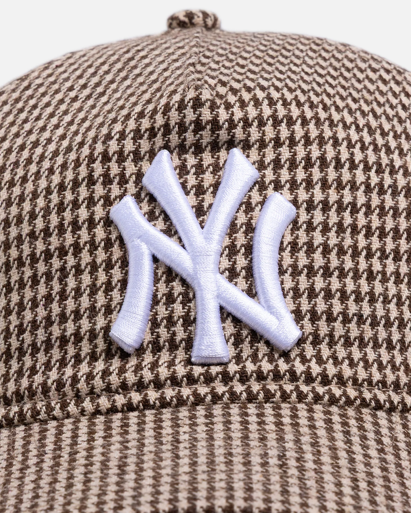 New Era New York Yankees 'Houndstooth' 9FORTY A-Frame Strapback Brown - Image 5