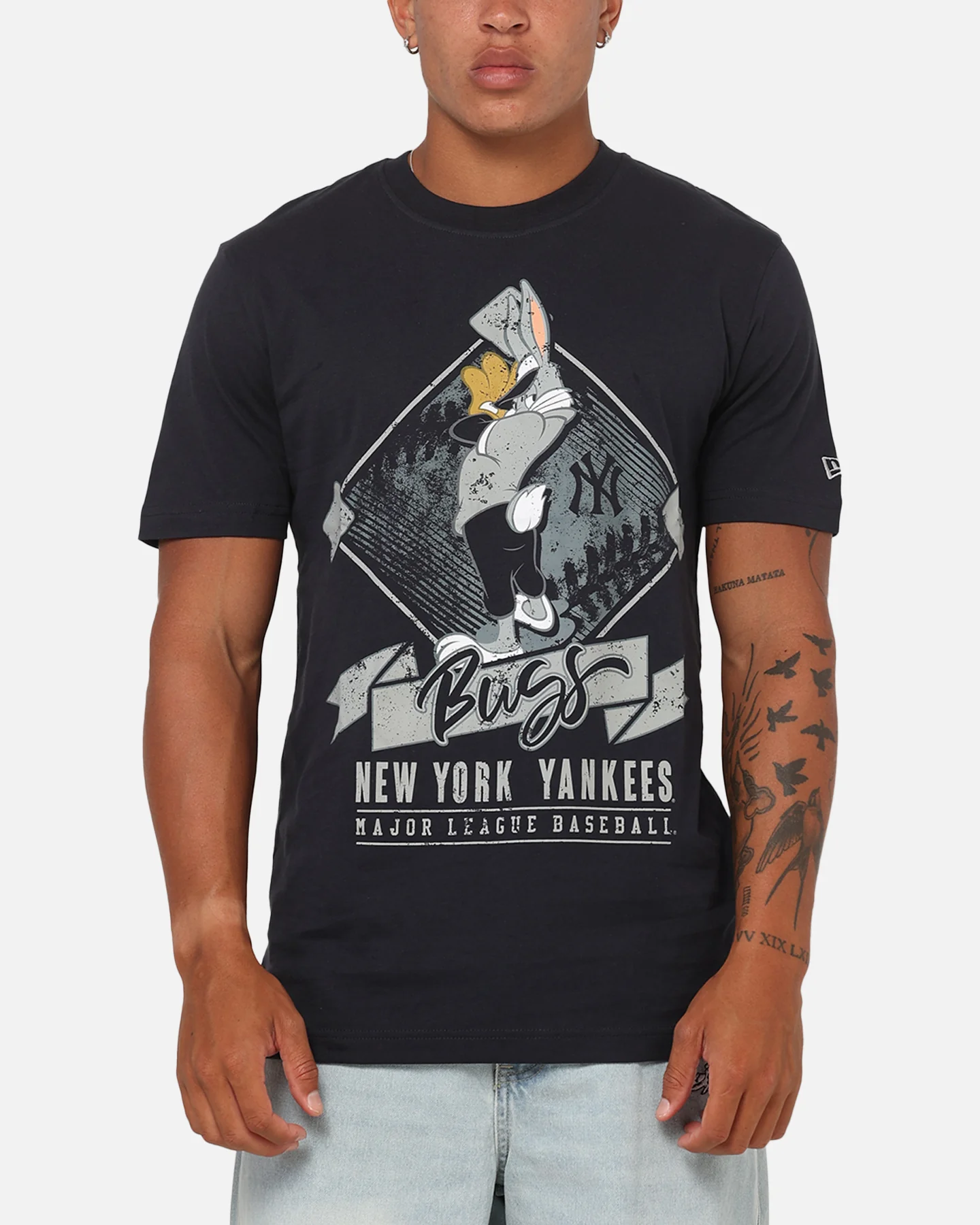 New Era New York Yankees 'Looney Tunes' Bugs Bunny T-Shirt Navy