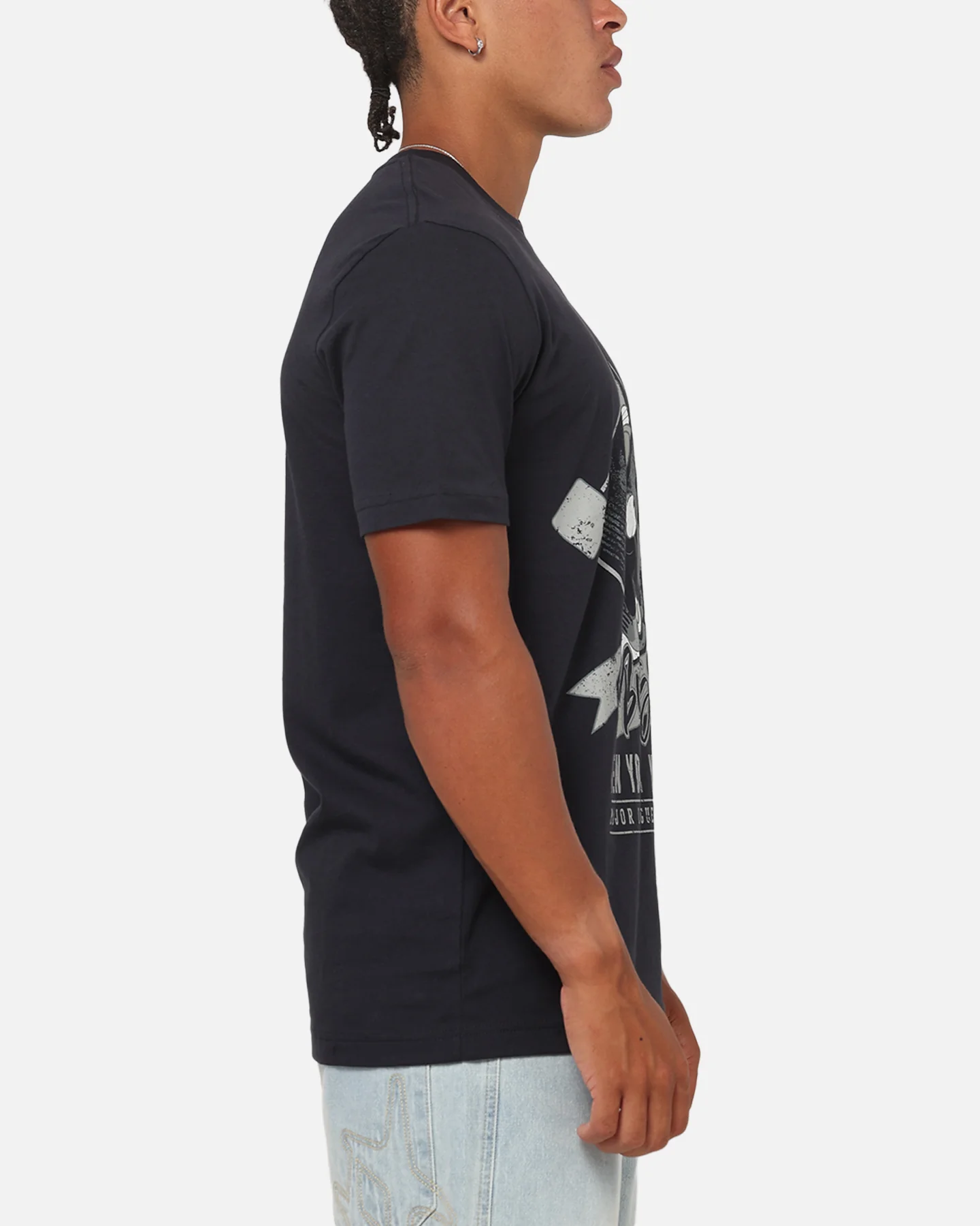 New Era New York Yankees 'Looney Tunes' Bugs Bunny T-Shirt Navy - Image 4