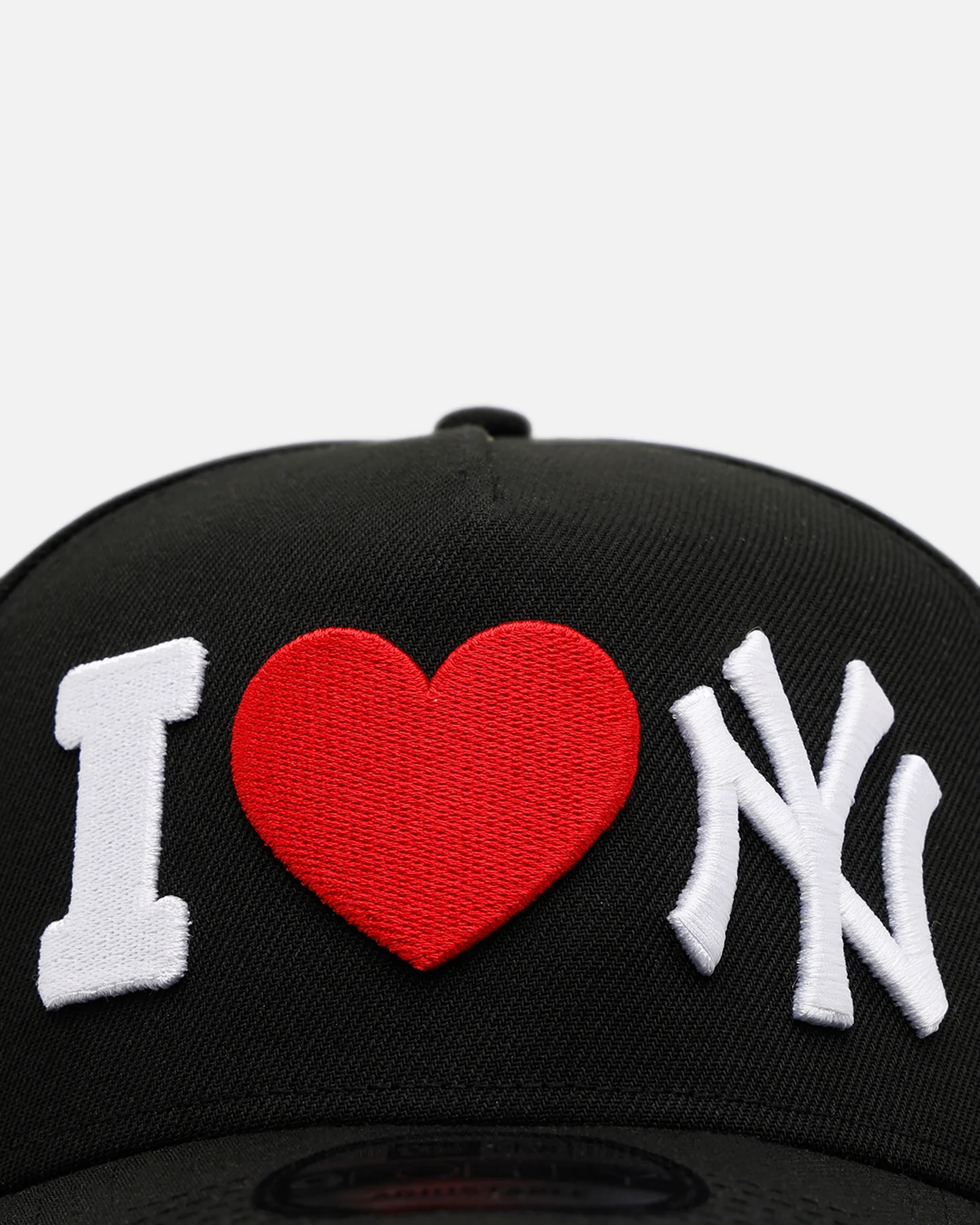 New Era New York Yankees 'Love' 9FORTY A-Frame Snapback Black - Image 5