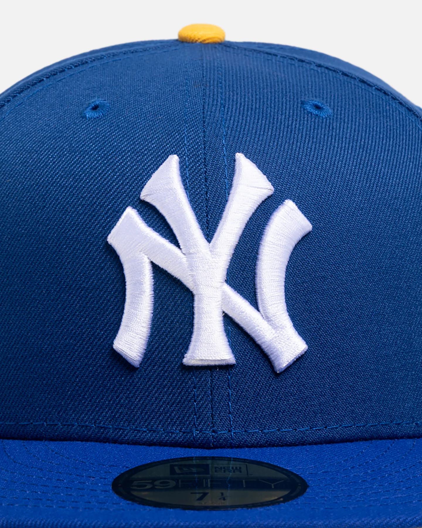 New Era New York Yankees 'Majestic Songbird' 59FIFTY Fitted Blue - Image 5
