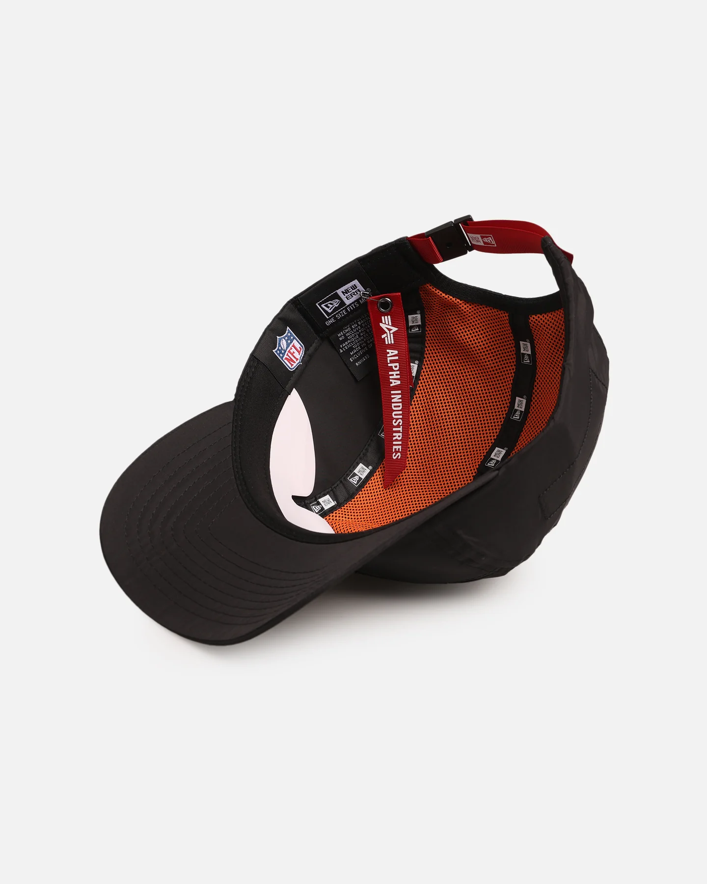New Era New York Yankees 'New Era x Alpha Industries' Camper Strapback Black - Image 6