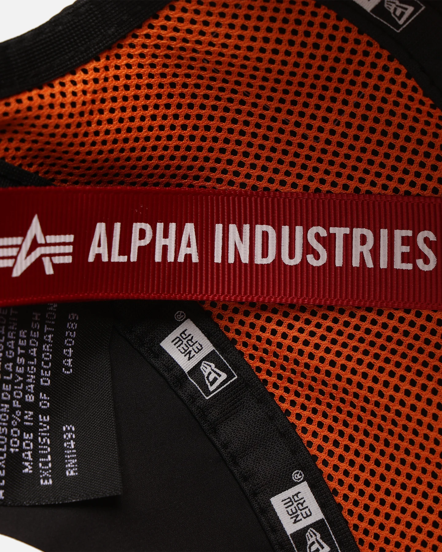 New Era New York Yankees 'New Era x Alpha Industries' Camper Strapback Black - Image 8