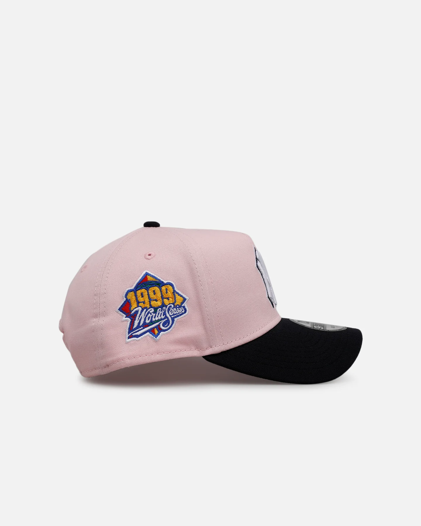 New Era New York Yankees 'Pink Crown' 9FORTY A-Frame Snapback Pink - Image 3