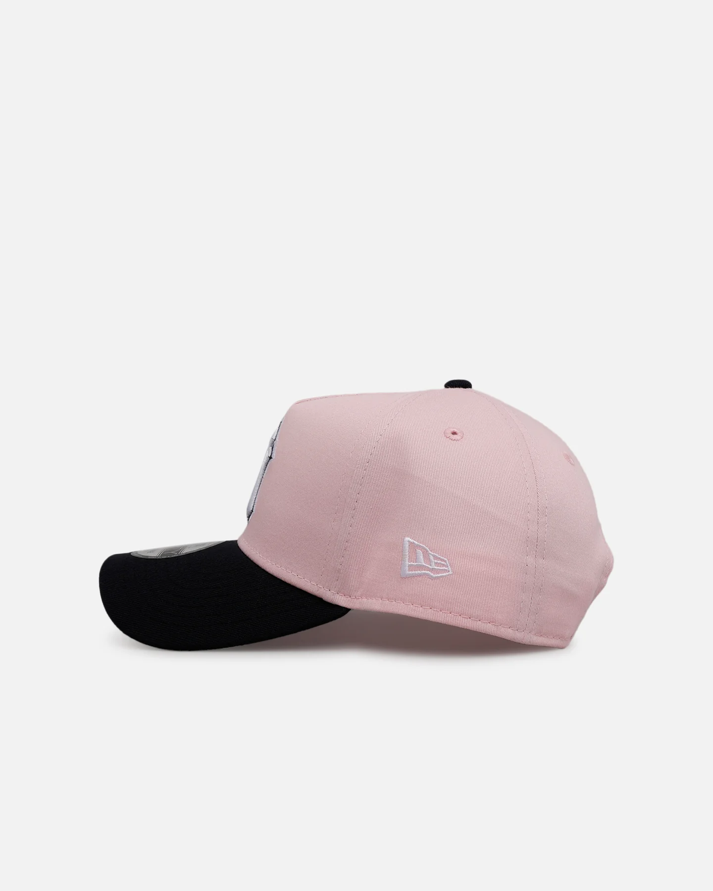 New Era New York Yankees 'Pink Crown' 9FORTY A-Frame Snapback Pink - Image 4